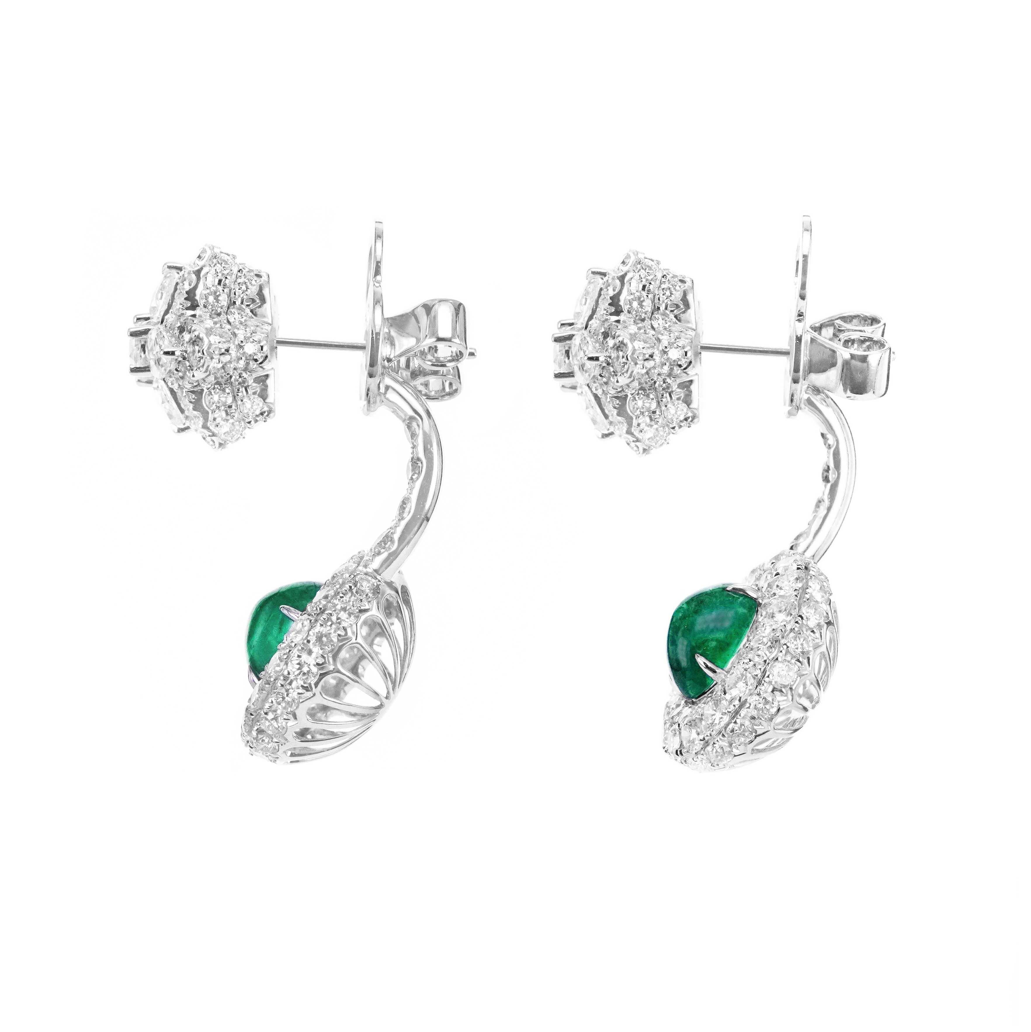 Anglo-Indian 3.30 Carat Colombian Emerald 5.84 Carat White Diamond Subtle Drop Earring For Sale