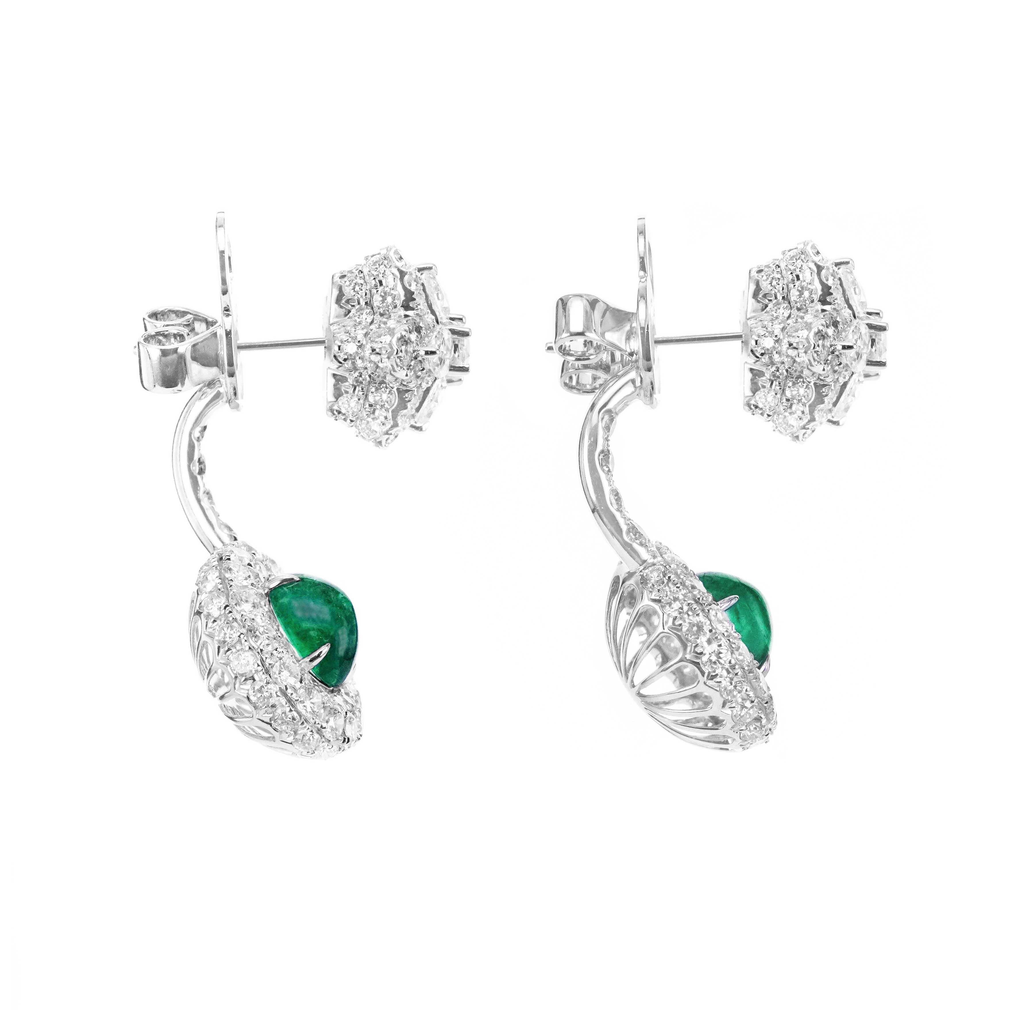 Round Cut 3.30 Carat Colombian Emerald 5.84 Carat White Diamond Subtle Drop Earring For Sale