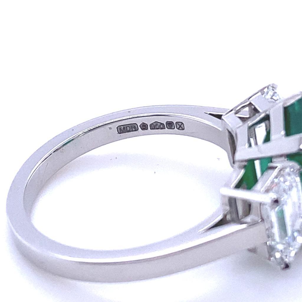 3.30 Carat Columbian Emerald and Diamond Three Stone Platinum Engagement Ring In Excellent Condition In London, GB