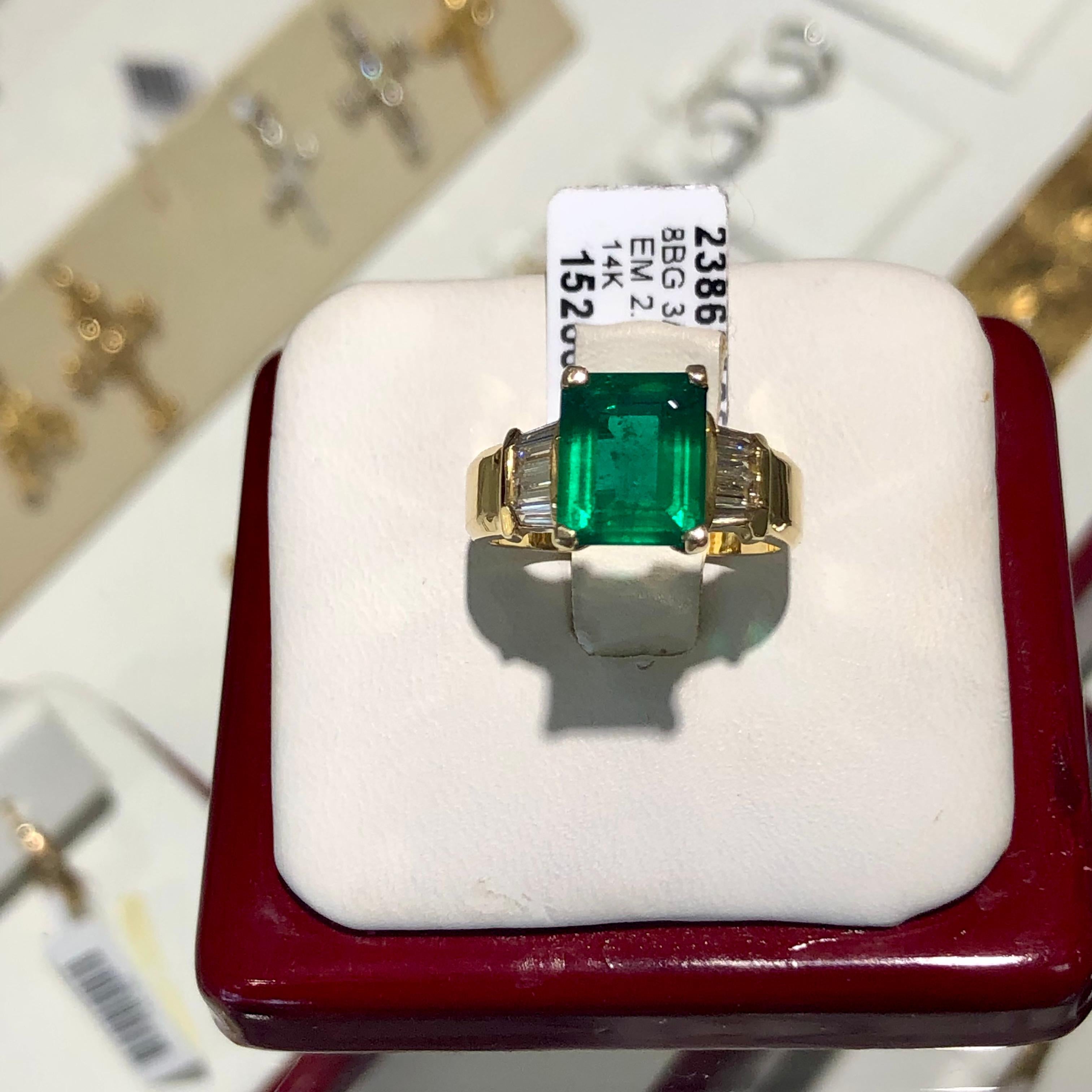 3.30 Carat Emerald and Diamond Estate Engagement Ring Gold For Sale 6