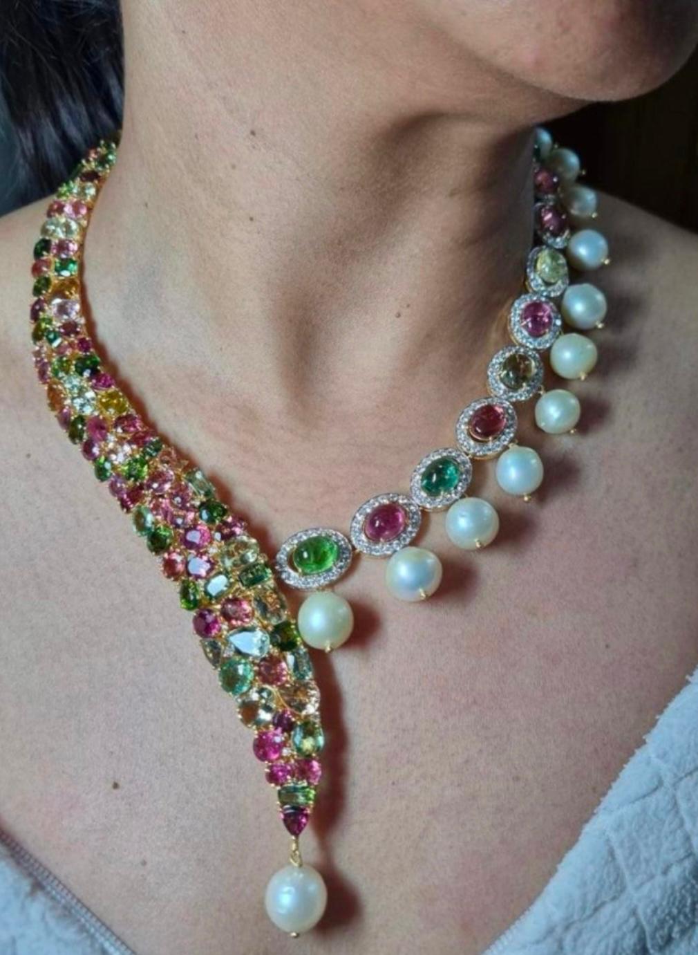 Collier de trois pièces serti de diamants et tourmaline rose verte de 330 carats en vente 3