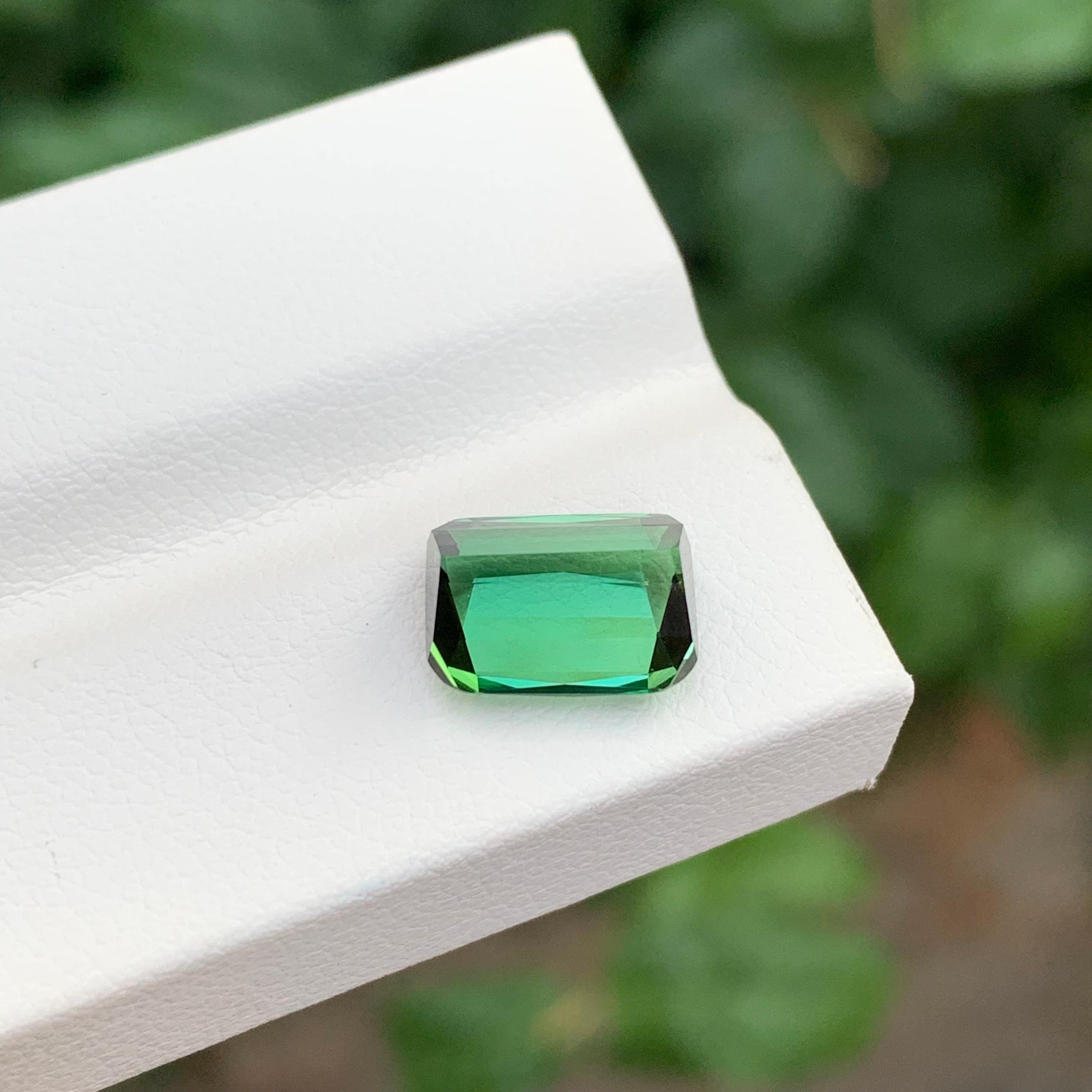 3.30 Carat Natural Loose Green Tourmaline Emerald Shape Gemstone For Sale 3