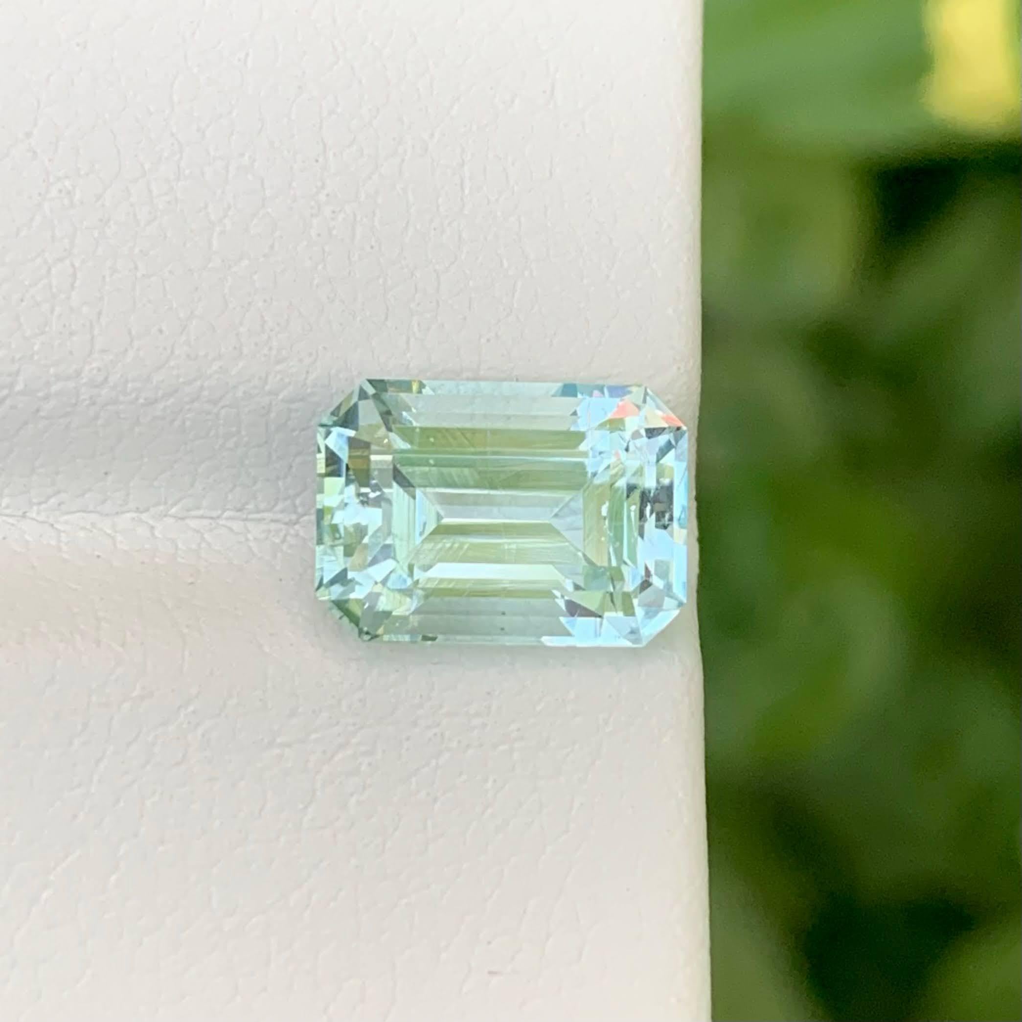 Weight 3.30 carat 
Dimensions 10.3x7.7x6.3mm
Treatment None
Origin Pakistan 
Clarity VVS 
Shape Cut Emerald 




This 3.30 Carat Natural Loose Light Blue Aquamarine features a striking emerald cut that highlights its clarity and soft ocean-blue hue.
