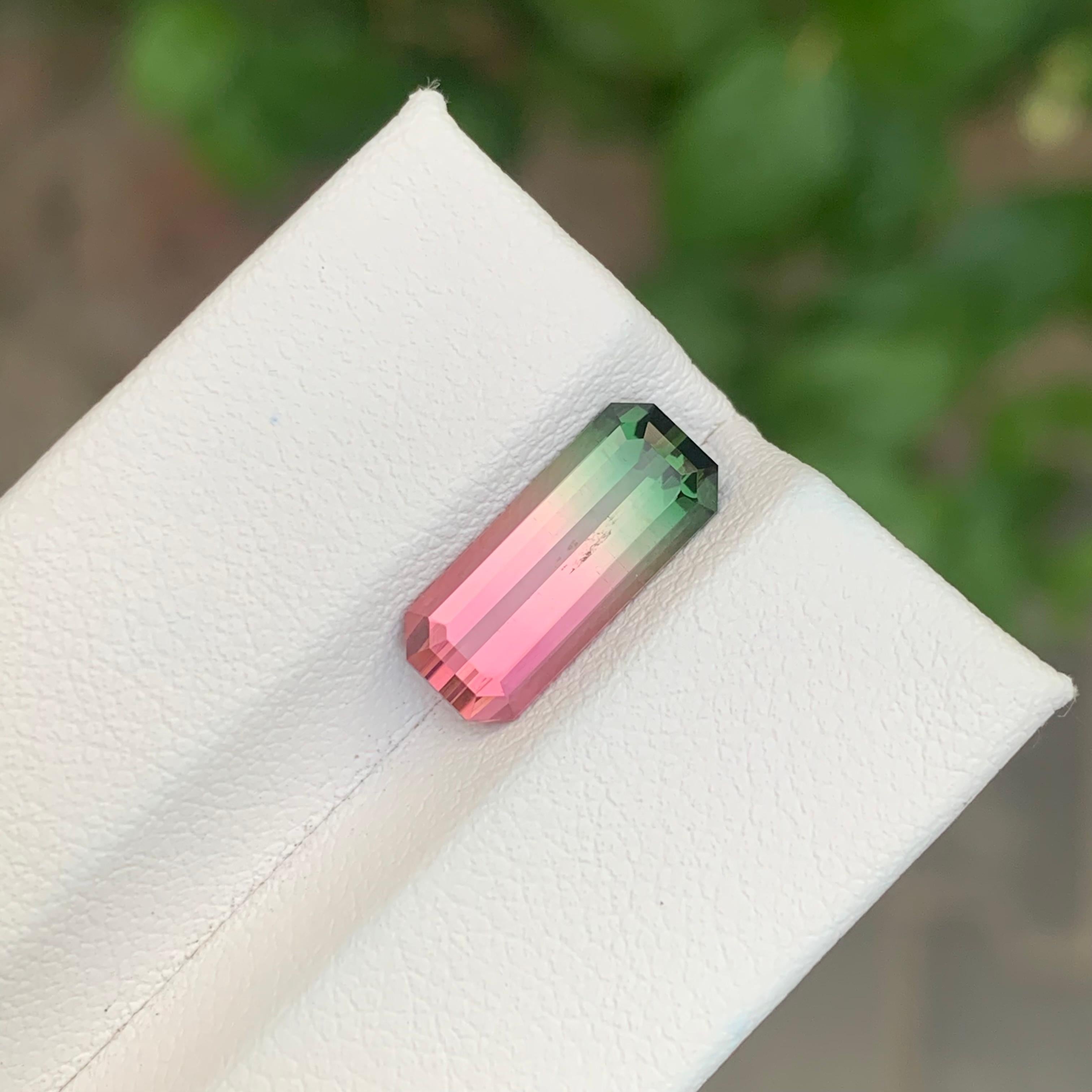 3.30 Carat Natural Loose Parti Tourmaline Long Emerald Shape Gemstone In New Condition For Sale In Peshawar, PK