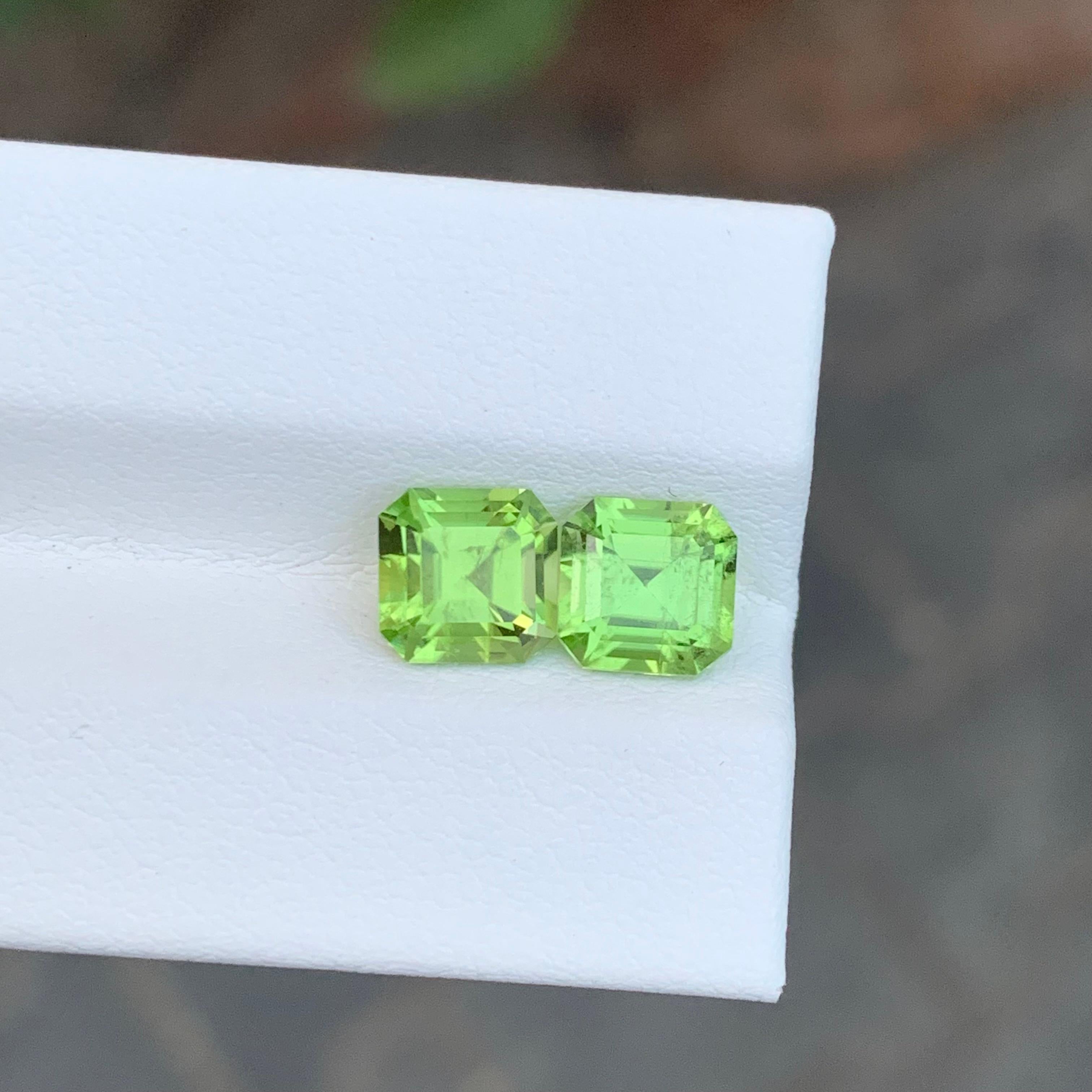 3.30 Carat Natural Loose Peridot Pieces Asscher Cut Gemstone (pierre de taille) en vente 7