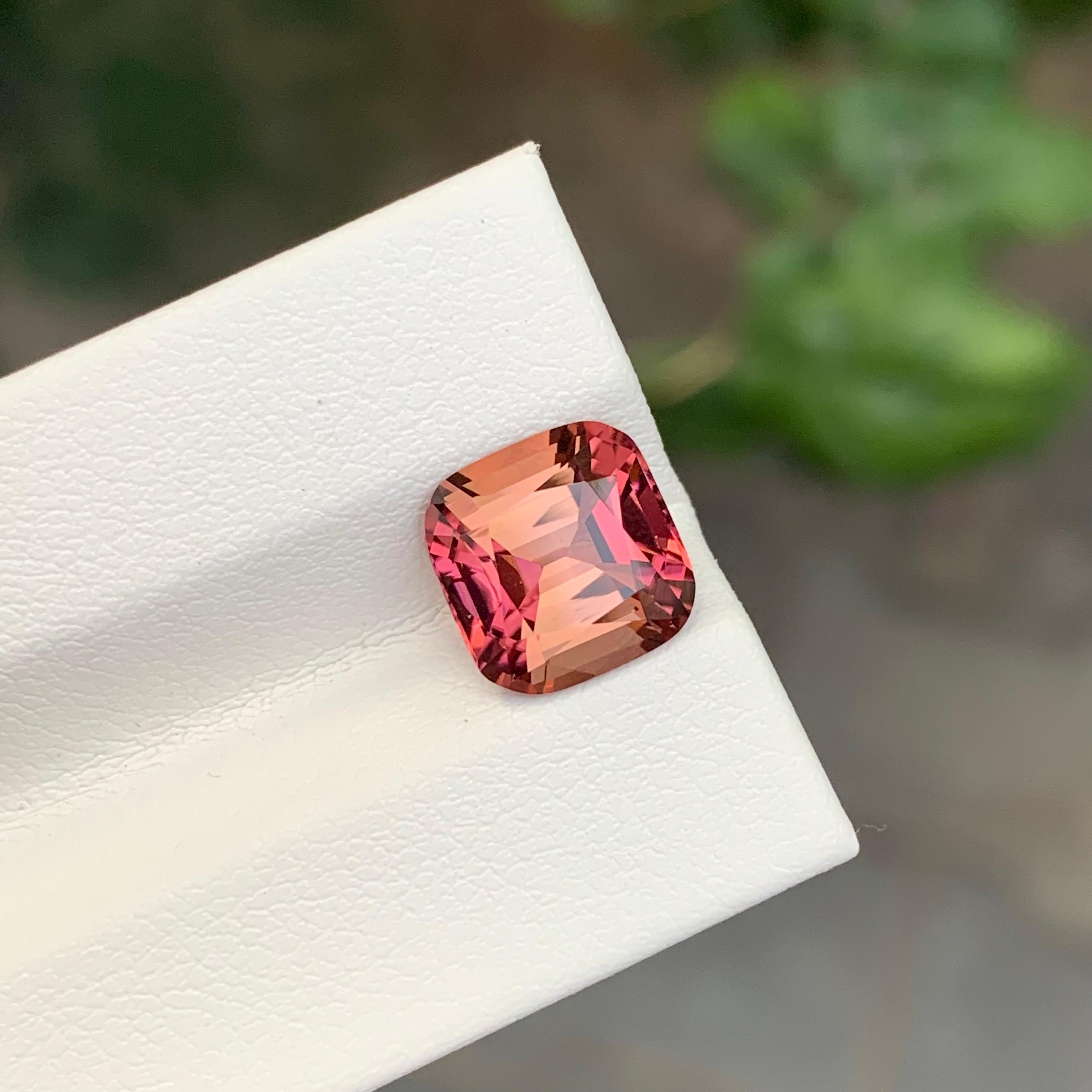 3.30 Carat Natural Loose Pink Tourmaline With Orange Shade Gemstone In New Condition For Sale In Peshawar, PK