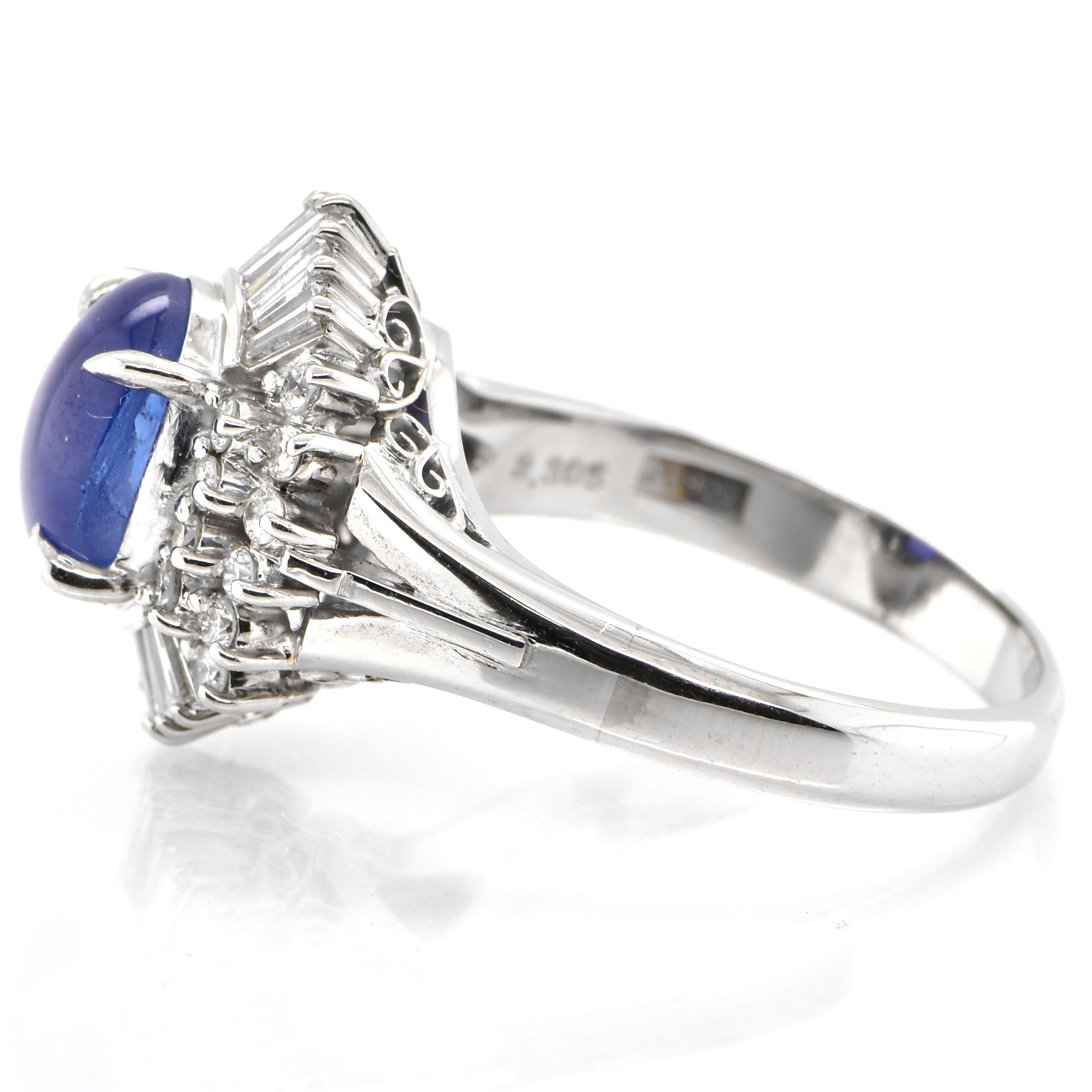 3.30 Carat Natural Star Sapphire and Diamond Ballerina Ring Made in Platinum In Excellent Condition In Tokyo, JP