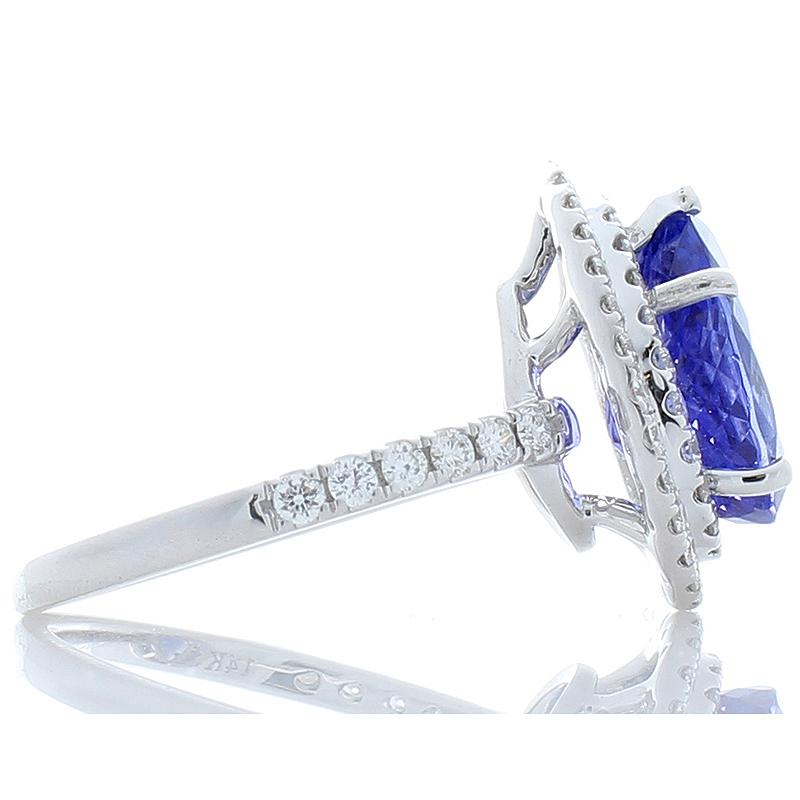 3.30 Carat Pear Shape Tanzanite and Diamond Cocktail Ring in 14 Karat White Gold In New Condition In Chicago, IL