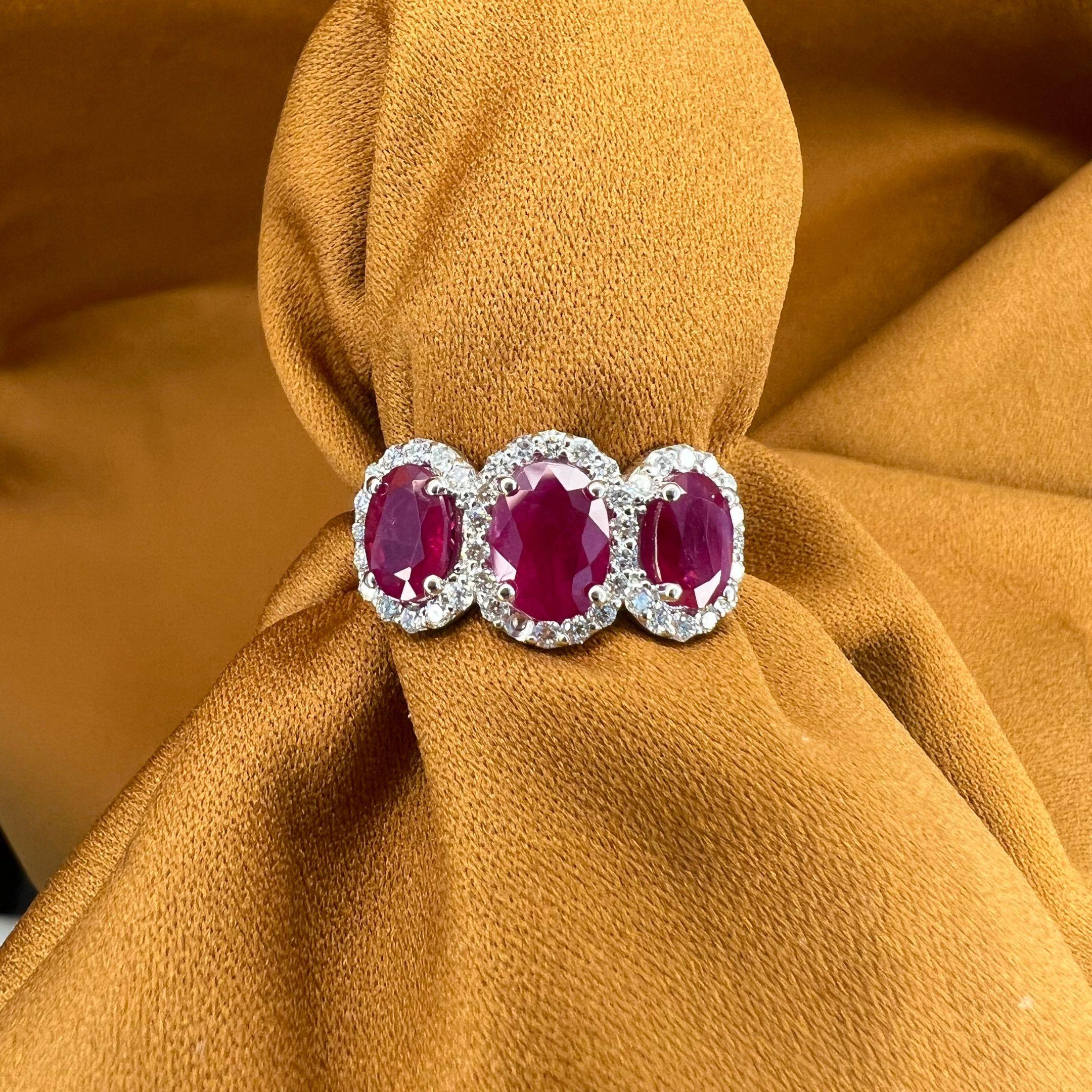 Ruby Weight: 3.30 CTs
Measurements: 8x6/7x5 mm
Diamond Weight: 0.48 CTs
Metal: 18K White Gold 
Gold Weight: 5.46 gm
Ring Size: 7
Shape: Oval
Color: Red
Hardness: 9
Birthstone: July
Product ID: MUR25317/Line 8