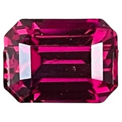Pierre précieuse africaine de 3,30 carats, grenat rouge rosé, taille émeraude
