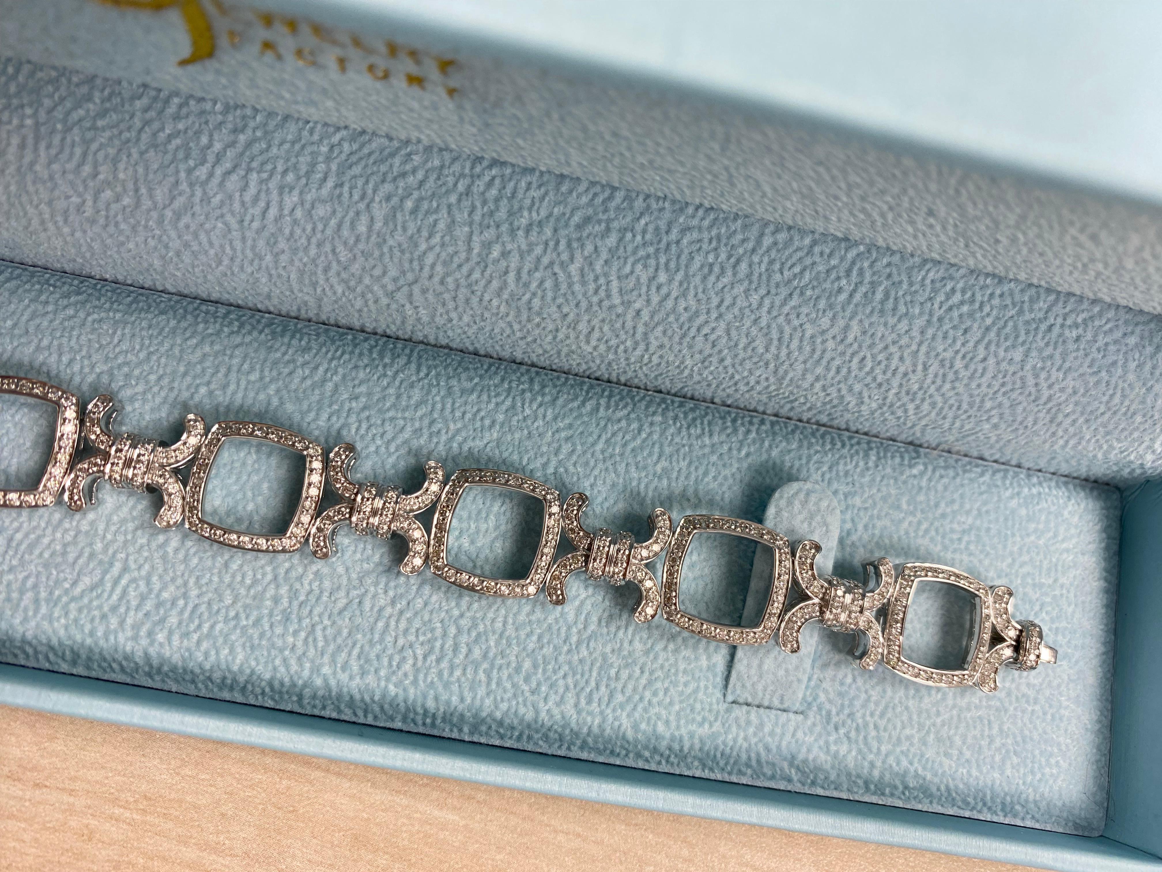 Round Cut 3.30 Ct Diamond XOXO Link Bridal Bracelet 14K White Gold For Sale