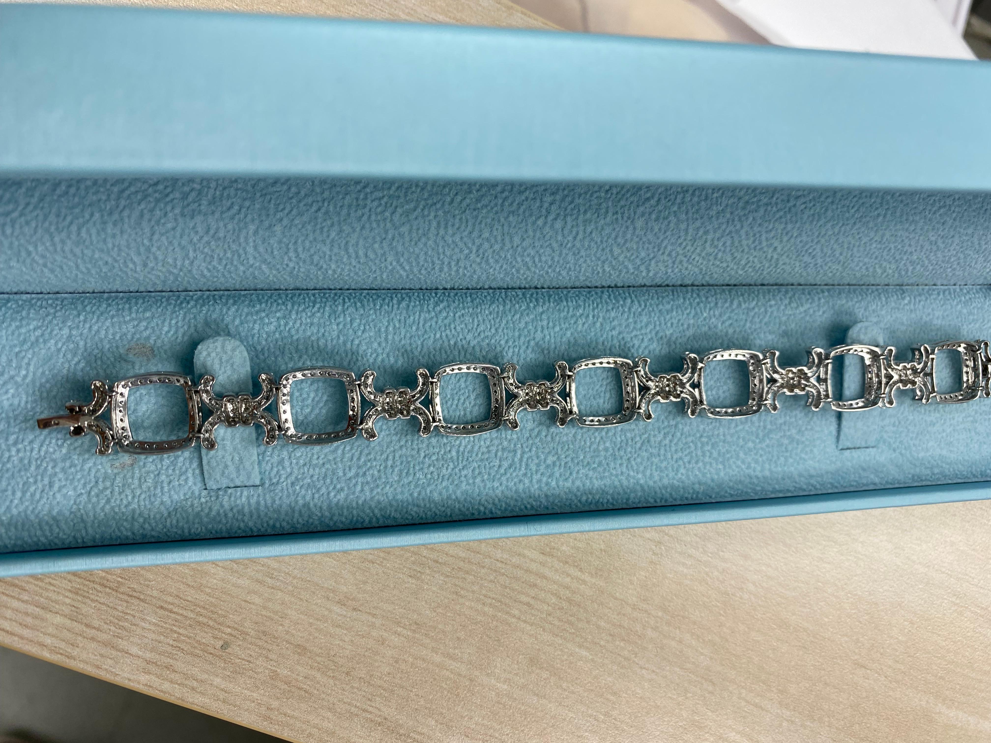 3.30 Ct Diamond XOXO Link Bridal Bracelet 14K White Gold In New Condition For Sale In New York, NY