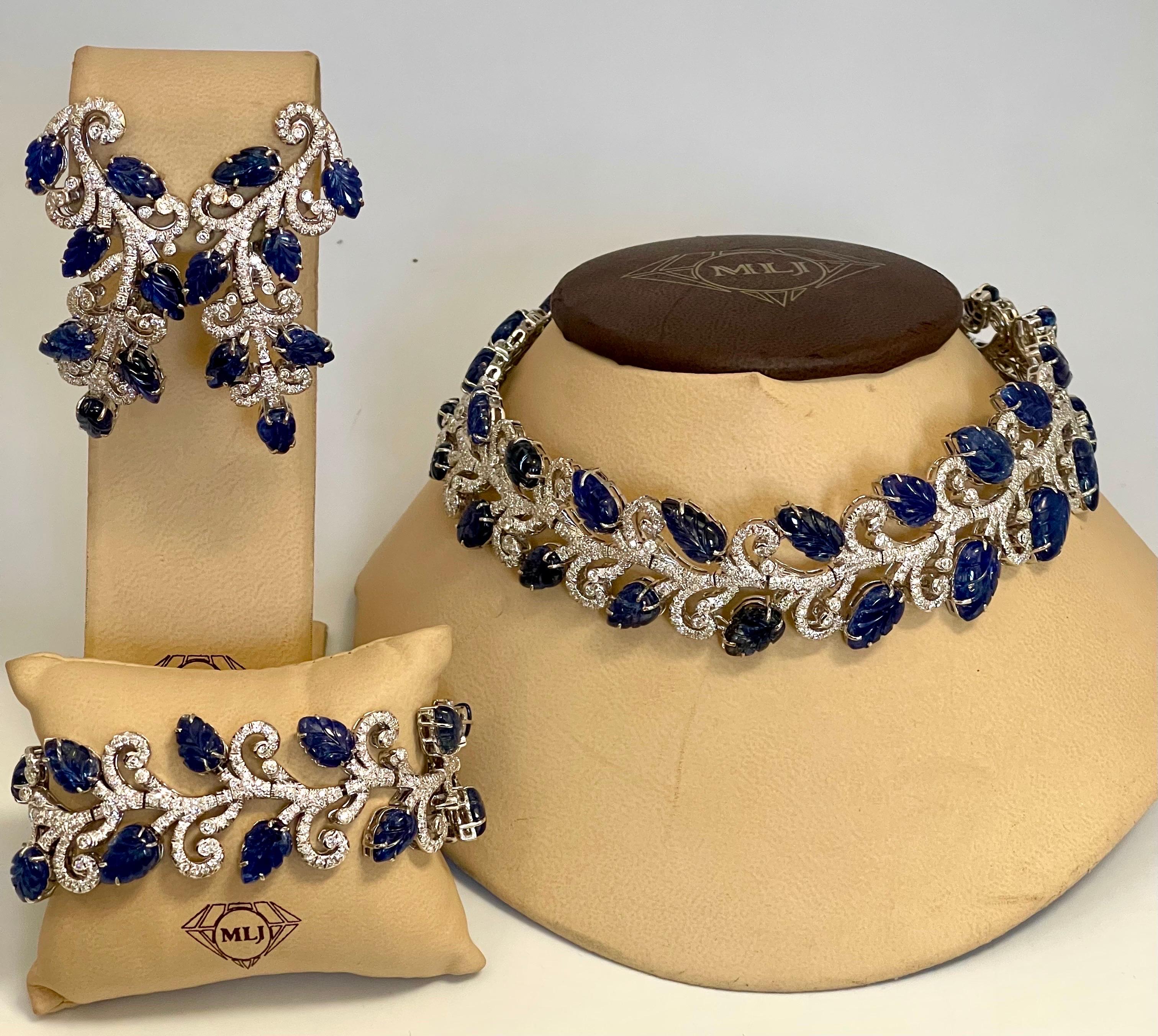 330 Ct Natural Carved Blue Sapphire & 65 Ct Diamond Necklace Bracelet & Earring In Excellent Condition For Sale In New York, NY