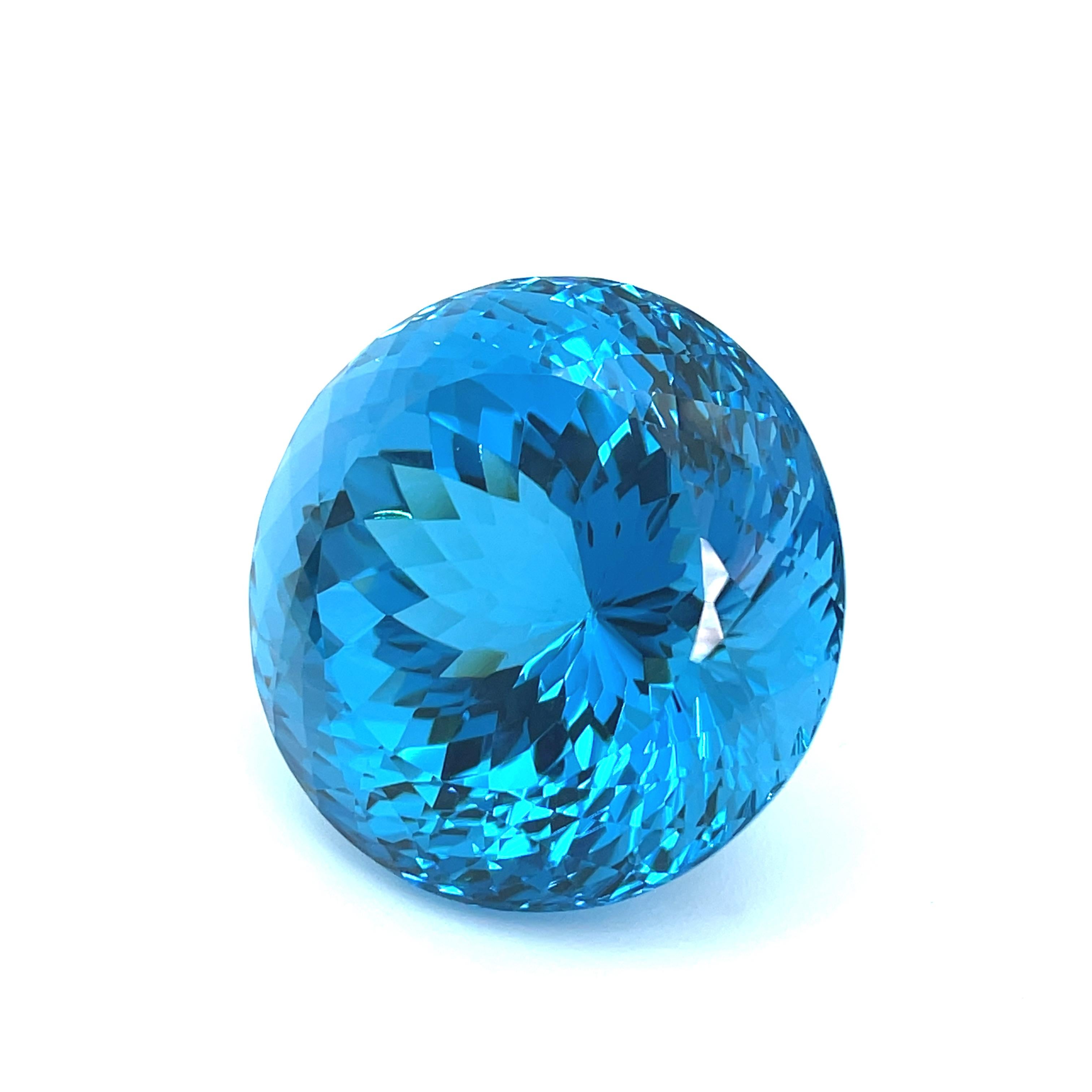 Women's or Men's 330.48 Carat Swiss Blue Topaz Faceted Round Collector Gemstone  For Sale