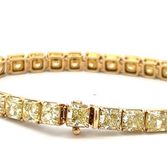 33,09 Karat Radiant Cut Fancy Yellow VVS2-SI1 Diamant-Armband aus 18K Gelbgold