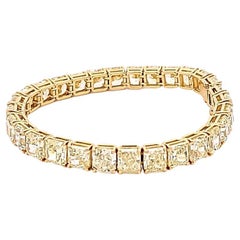 Bracelet en or jaune 18 carats avec diamants jaunes fantaisie taille radiant de 33,09 carats VVS2-SI1