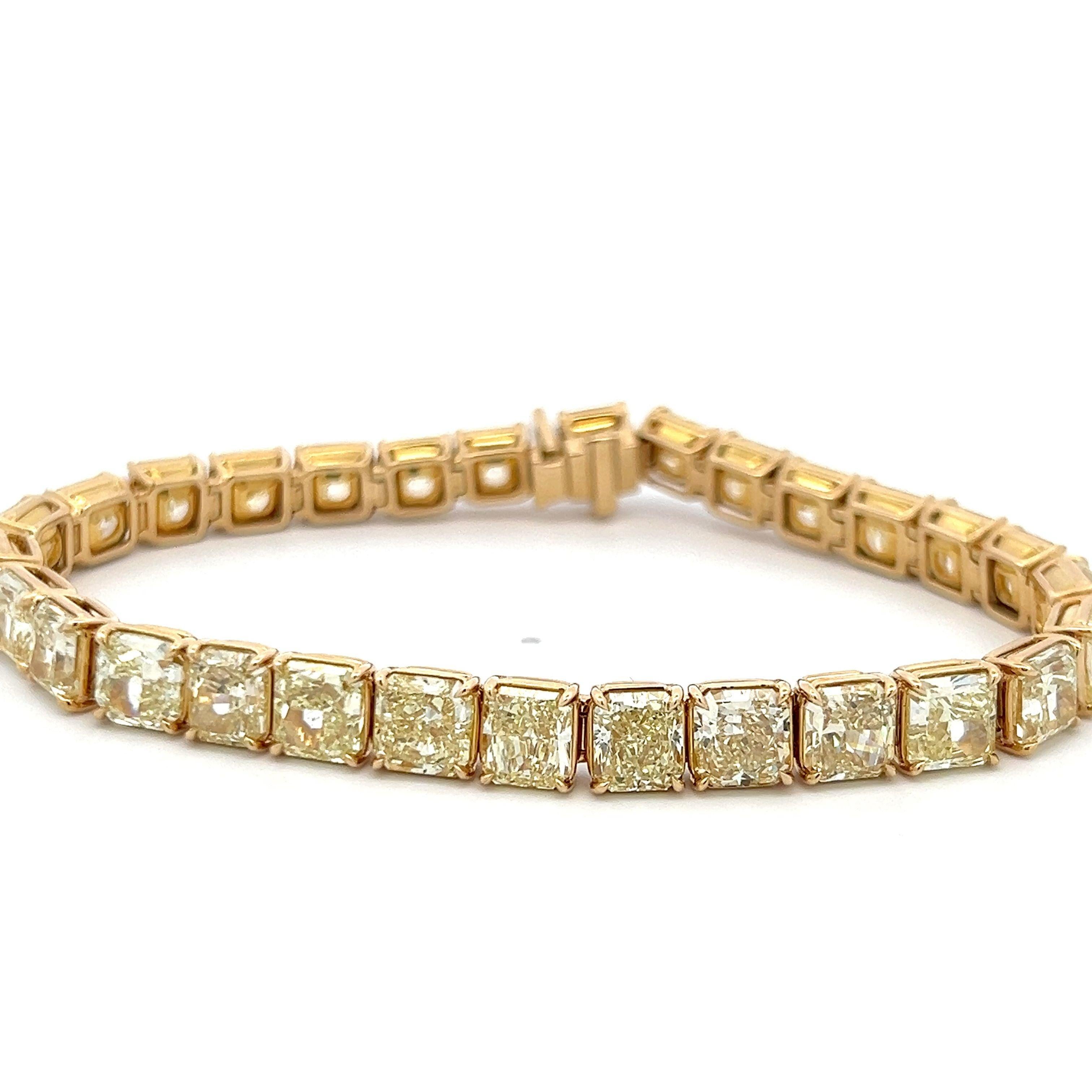 Bracelet tennis 18 carats avec diamant jaune fantaisie taille radiant 33,09 carats VVS2-SI1 en vente 4
