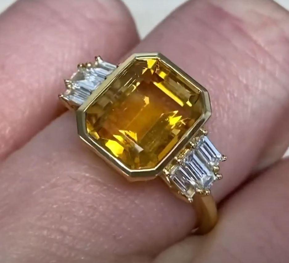3.30ct Emerald Cut Natural Citrine Cocktail Ring, 18k Yellow Gold For Sale 3
