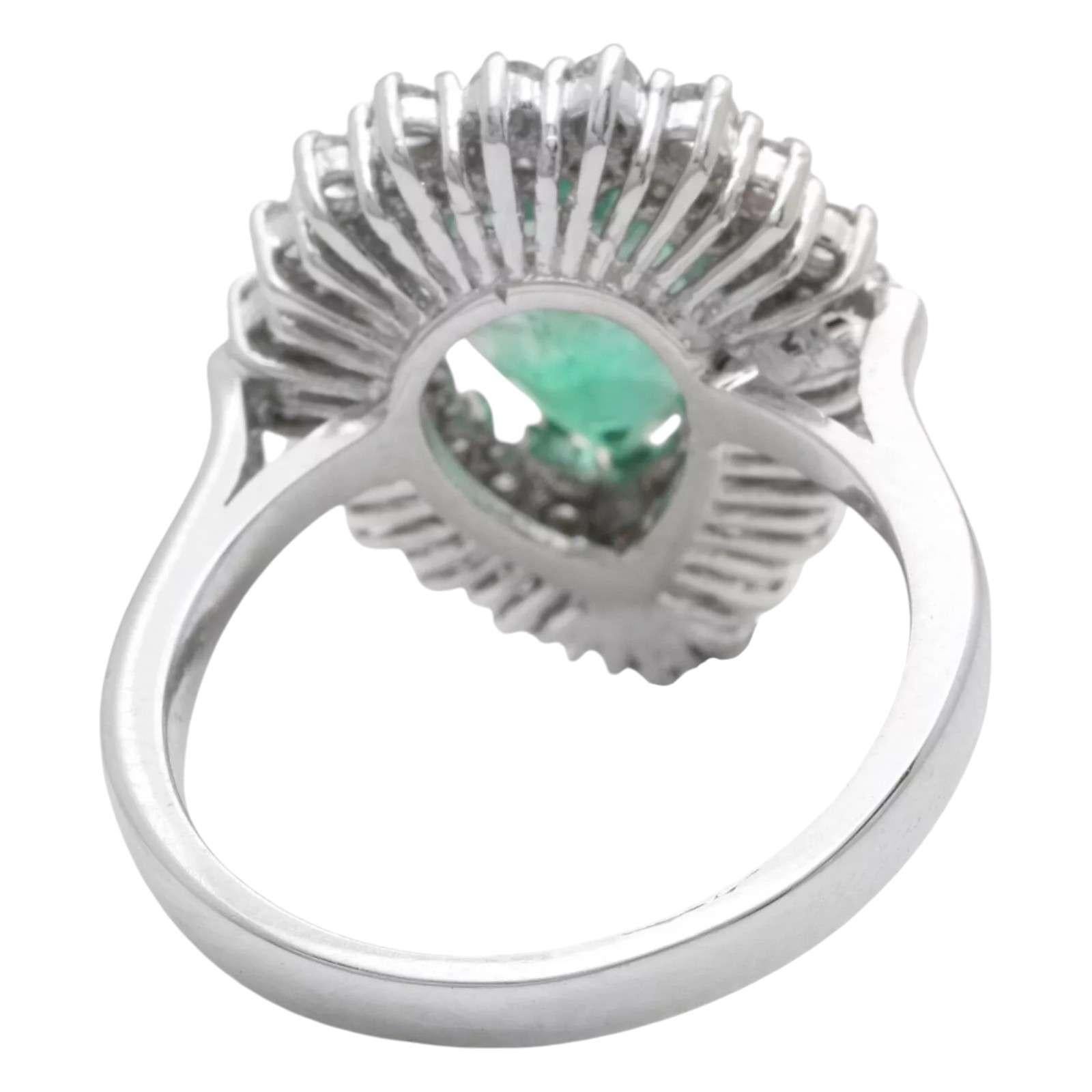 3.30Ct Natural Emerald & Diamond 14K Solid White Gold Ring In New Condition For Sale In Los Angeles, CA