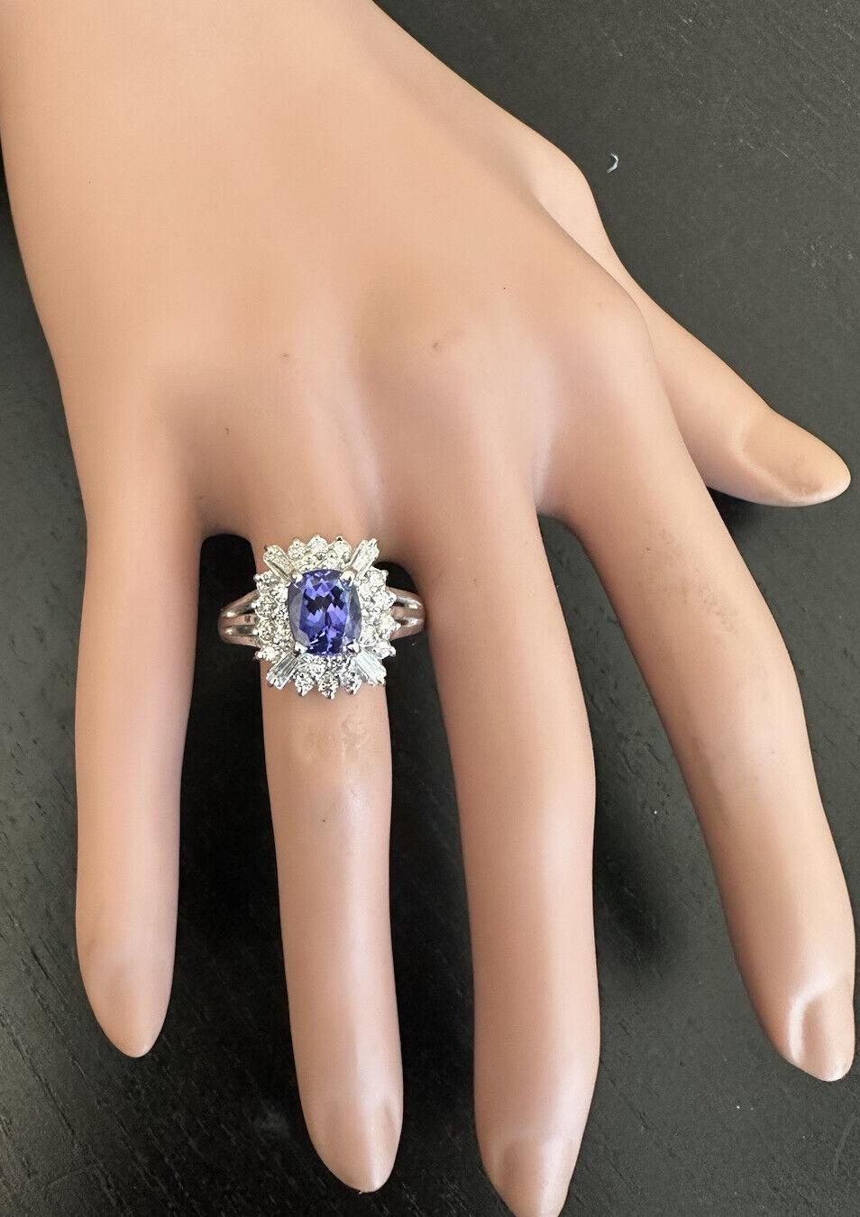 Women's 3.30Ct Natural Very Nice Looking Tanzanite and Diamond 18K Solid White Gold Ring For Sale