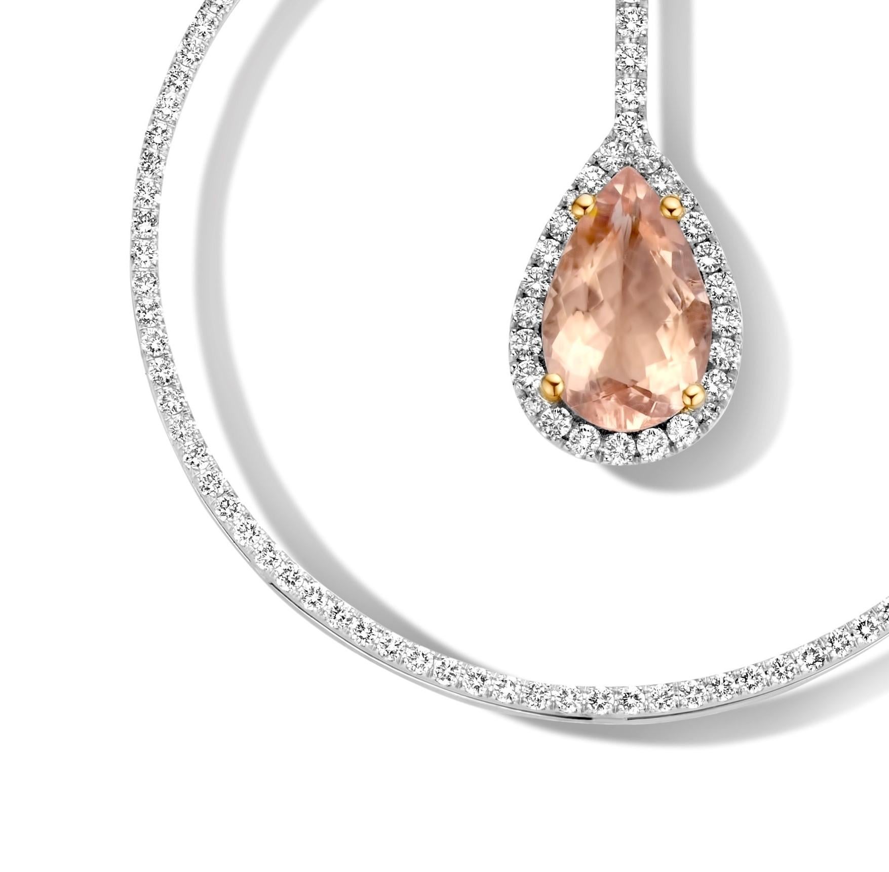 Ce collier en or blanc 18 carats 16,5 g est serti d'un diamant fantastique de 3,30 carats.  Morganite 