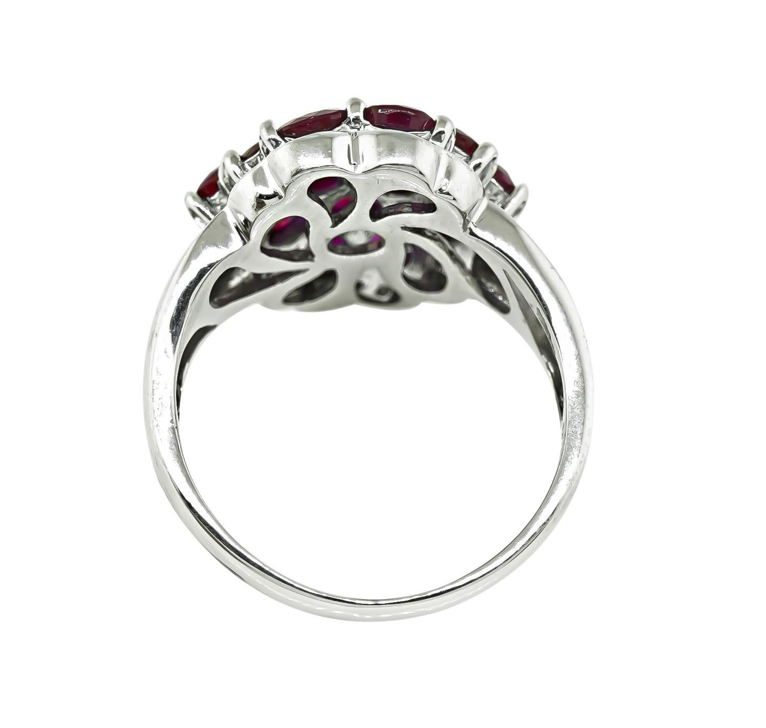 3.30ct Ruby 0.12ct Diamond Ring In Good Condition For Sale In New York, NY