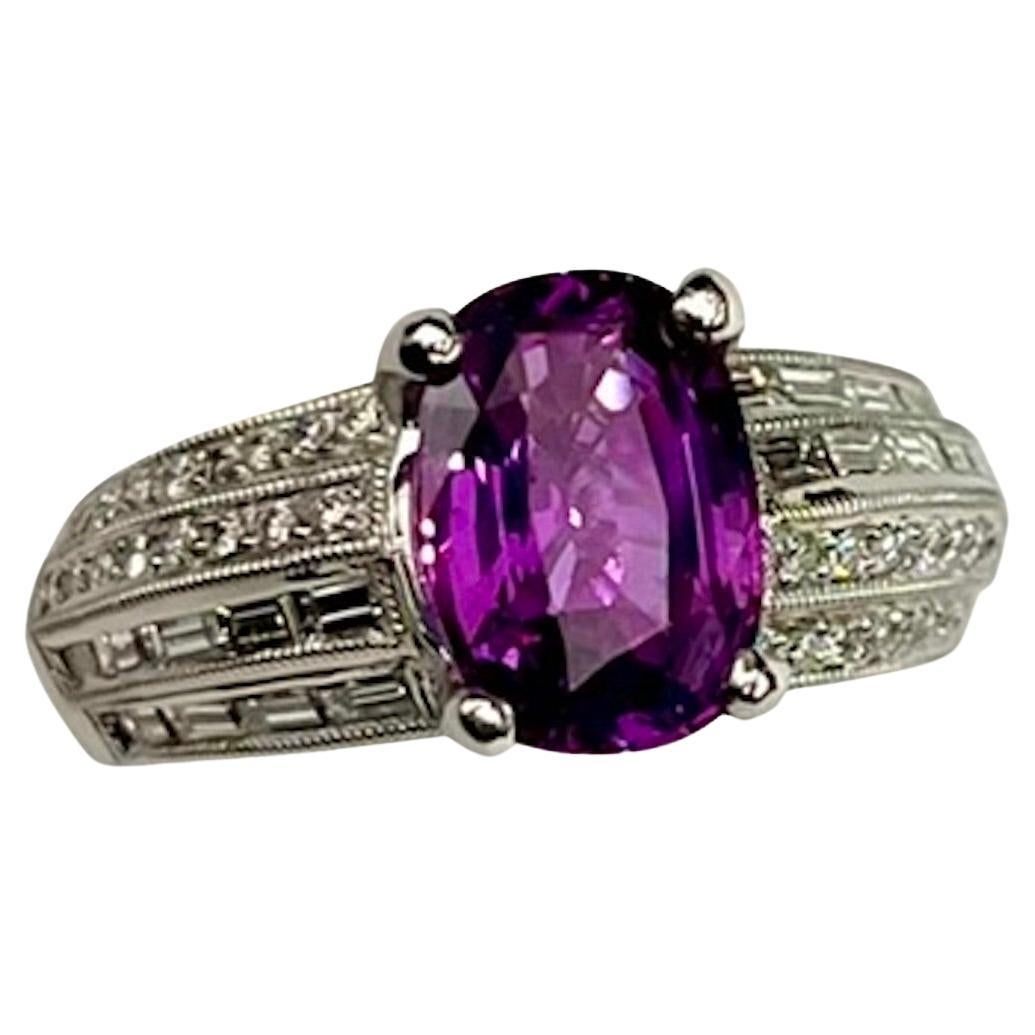 Bague en platine très fine saphir naturel violet/rose ovale de 3,30 carats en vente