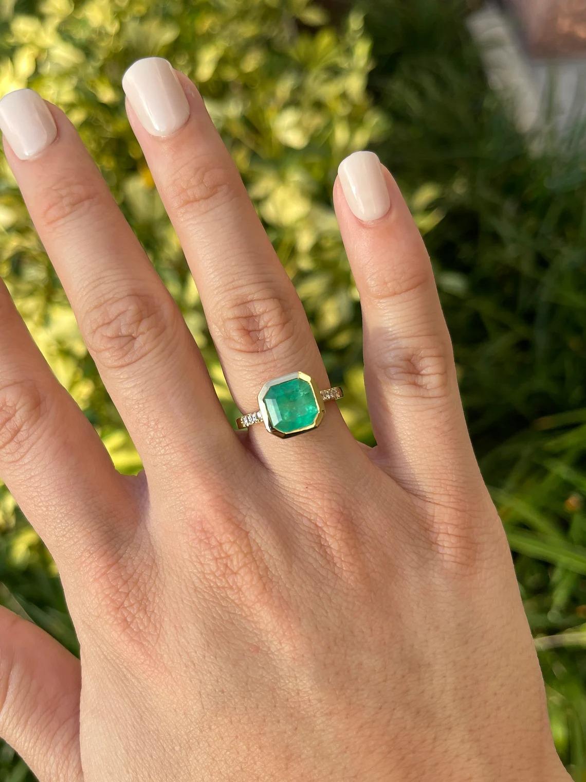 3.30tcw 18K Bezel Colombian Emerald Asscher & Diamond Accent Right Hand Ring For Sale 5