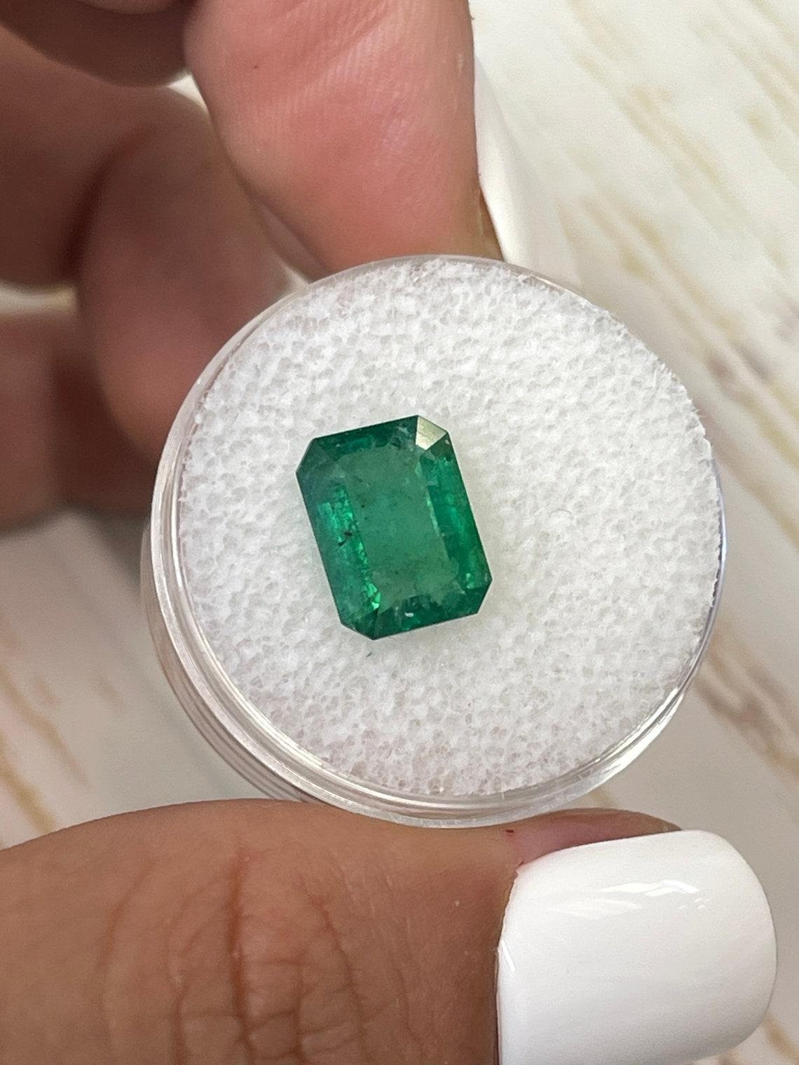 Taglio smeraldo Smeraldo dello Zambia verde muschiato da 3,31 carati - Gemma autentica del mese di maggio con taglio a smeraldo in vendita
