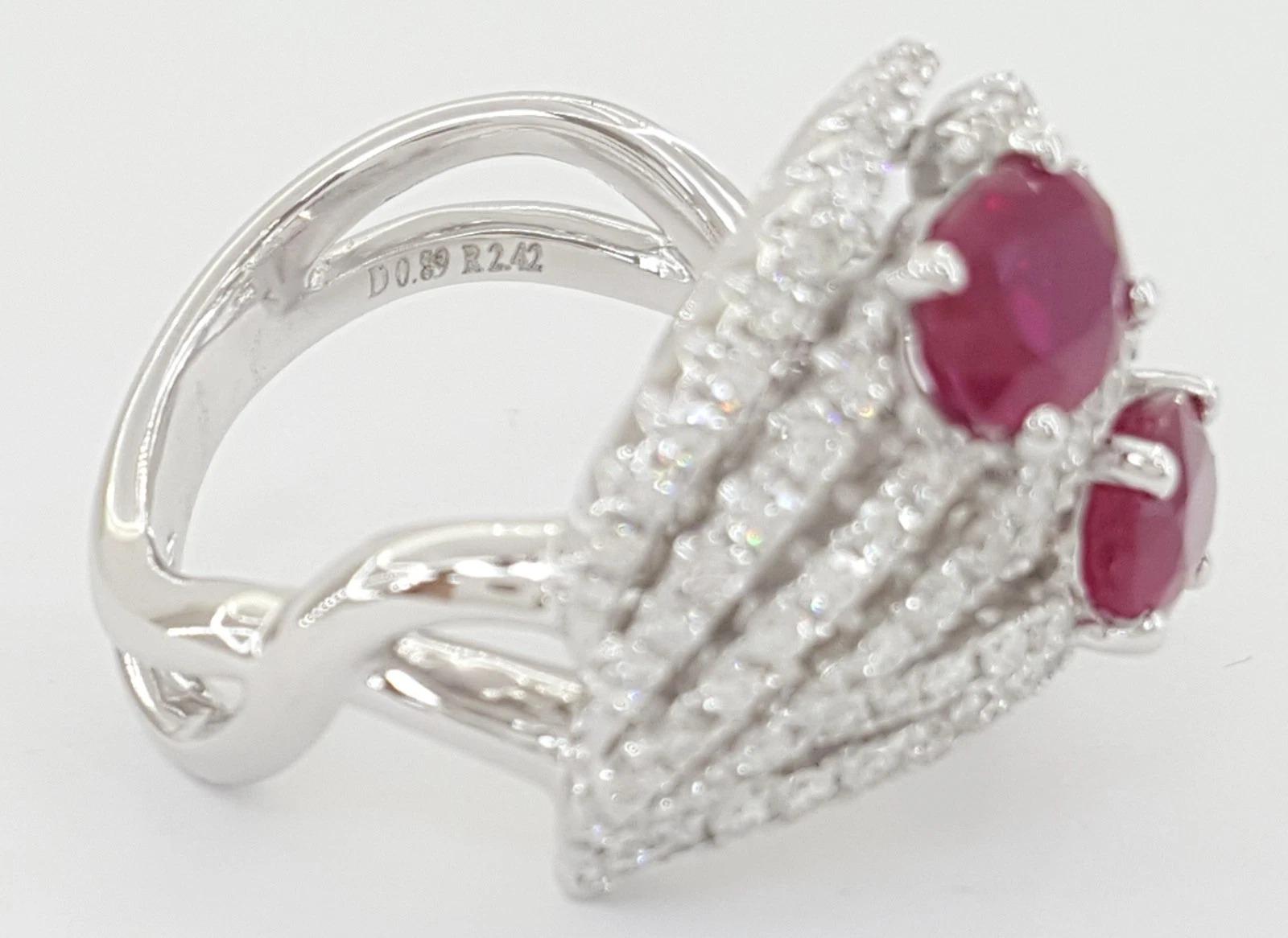 3.31 Carat Oval Ruby & Diamond Statement Ring in 18K White Gold In Excellent Condition For Sale In Chicago, IL