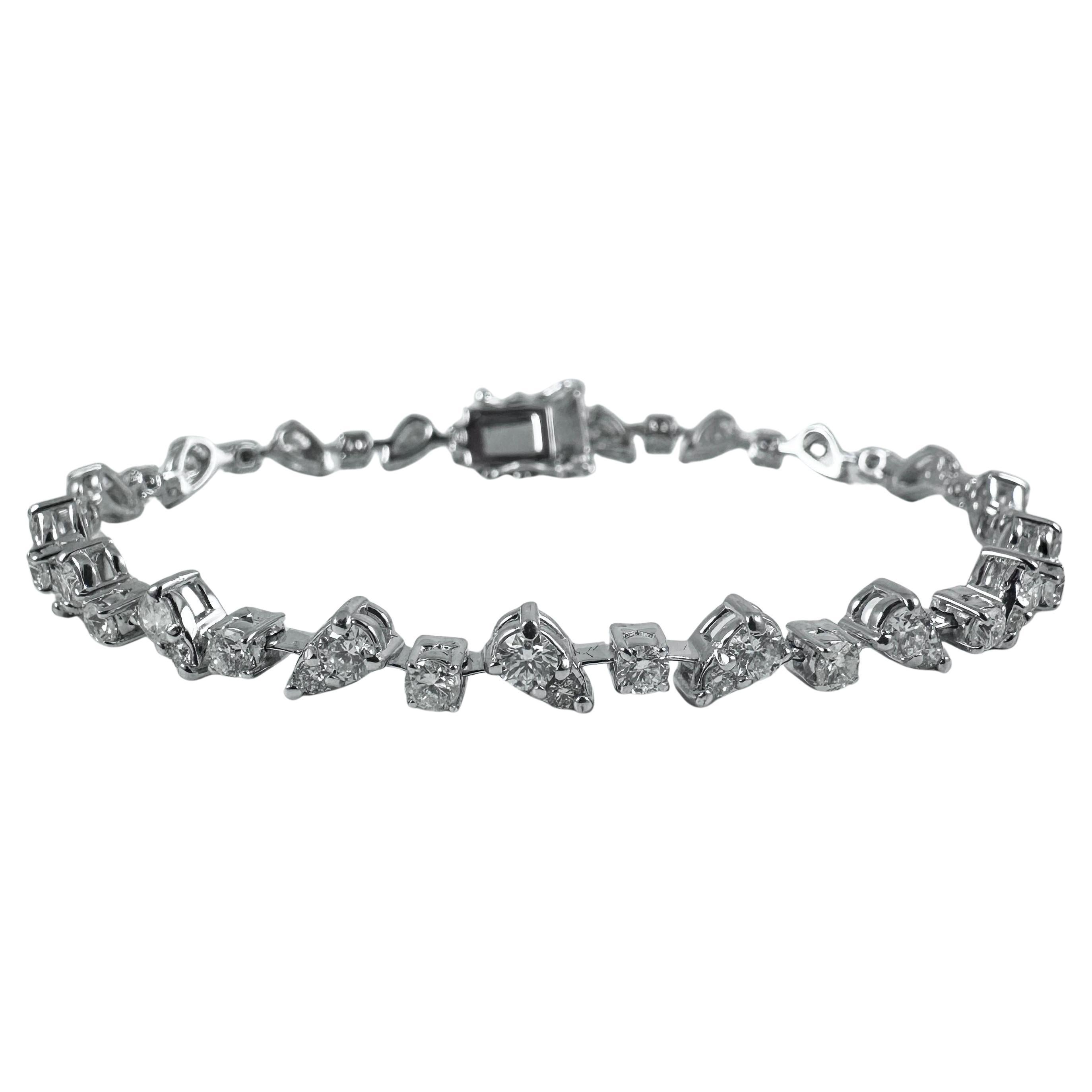 3,31 Karat runder Diamant Birnenform Illusion Mode Armband in 14K Weißgold