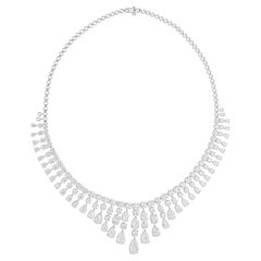 Collier de diamants ronds en or blanc 18 carats de 33,12 carats de pureté SI et de couleur hi-colore poire