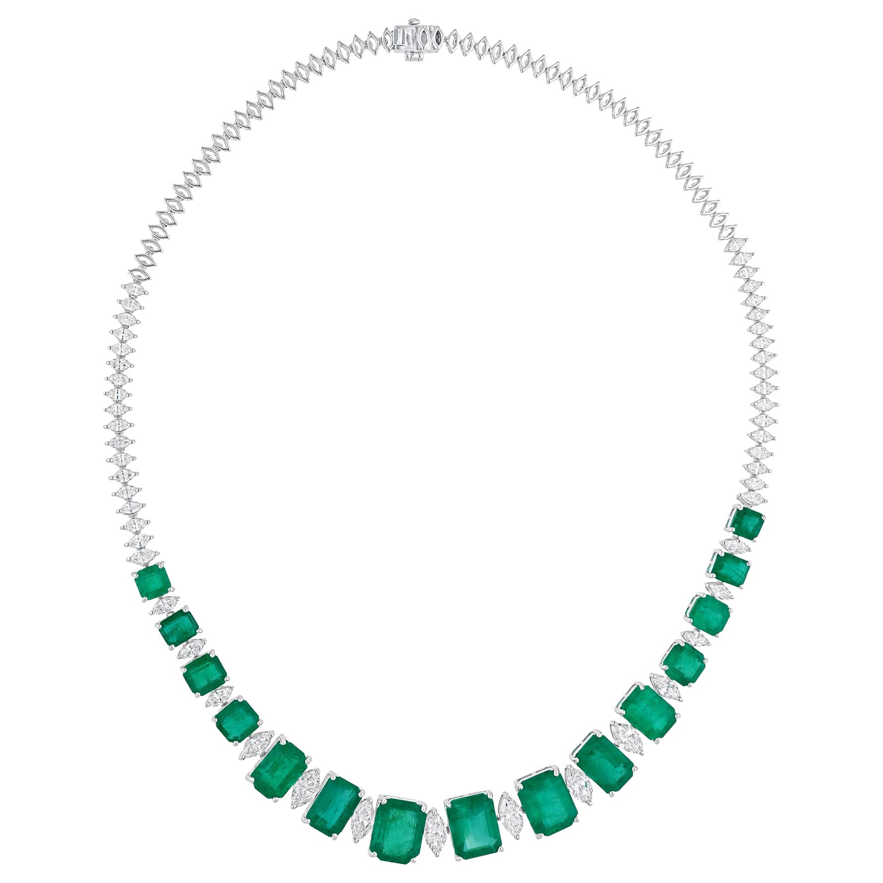 33.12 Carat Zambian Emerald Necklace 6.78 Carat SI/H Diamond 18 Karat White Gold
