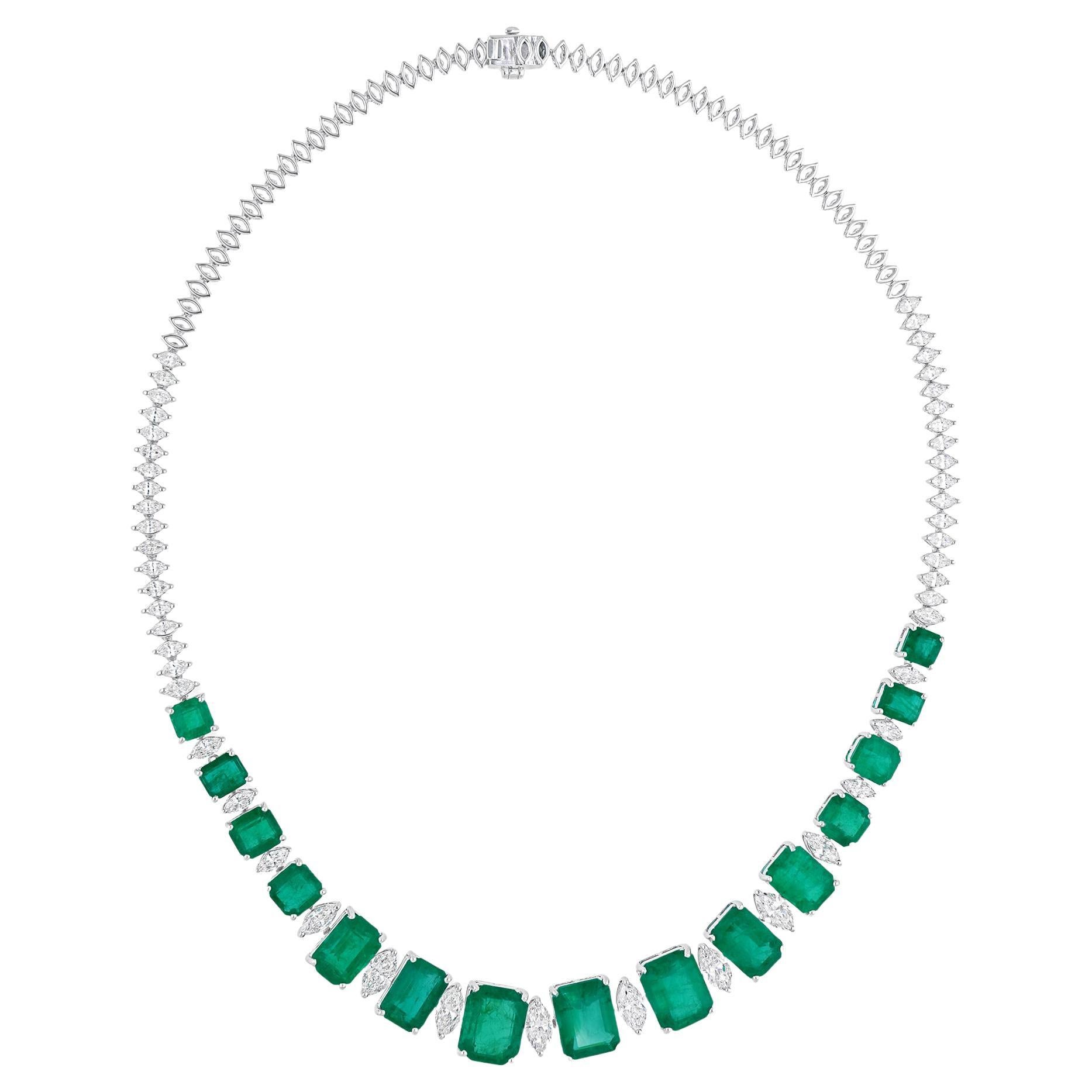 33.12 Carat Zambian Emerald Necklace 6.78 Carat SI/H Diamond 18 Karat White Gold