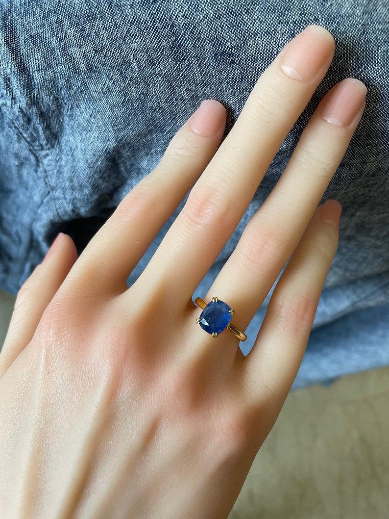 3.315 Karat Burma unbehandelter blauer Saphir Ring/Anhänger aus 18 Karat Gold mit Anhänger (Art déco) im Angebot