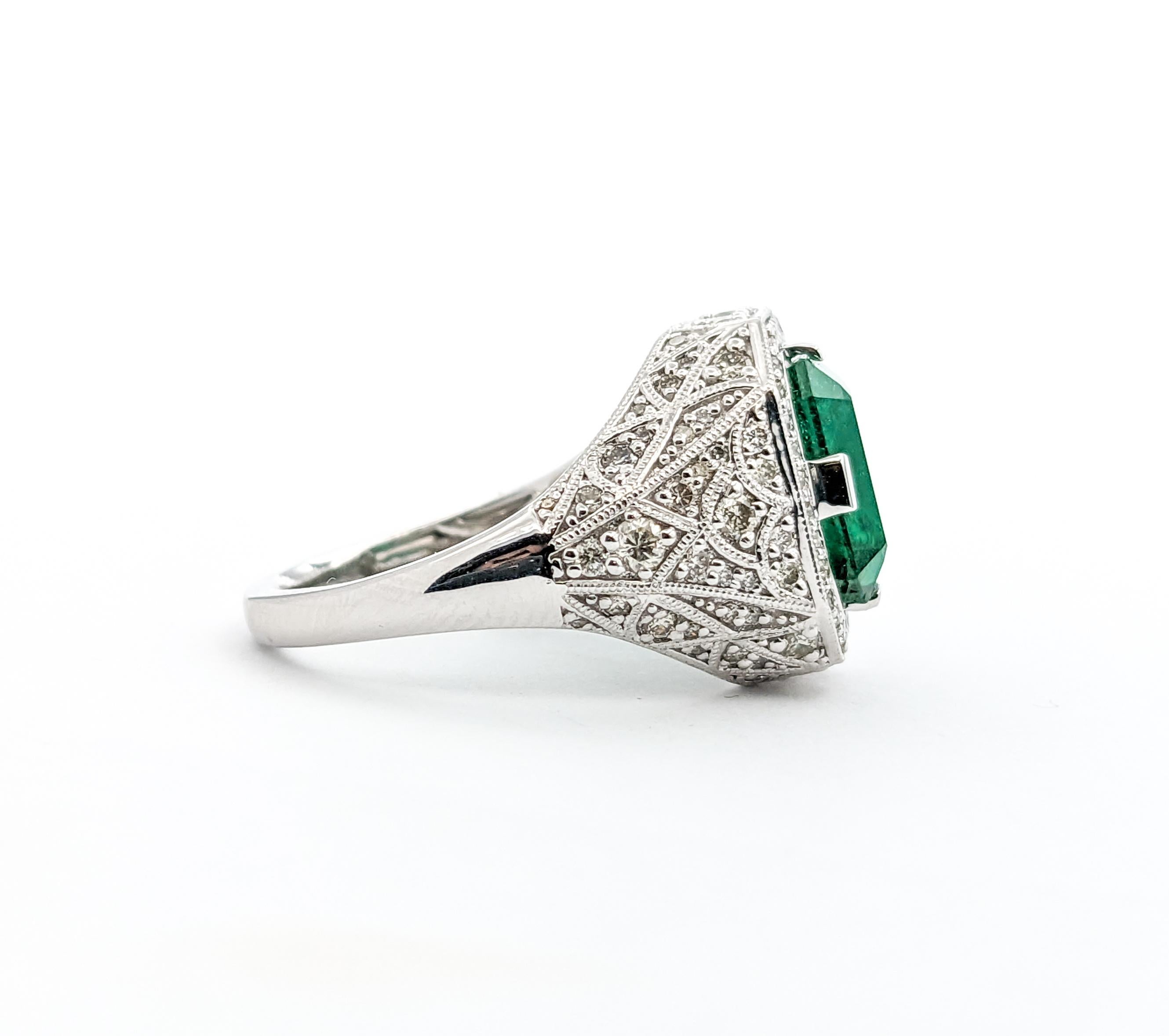 3.31ct Emerald & Diamonds Ring In Platinum In Excellent Condition For Sale In Bloomington, MN