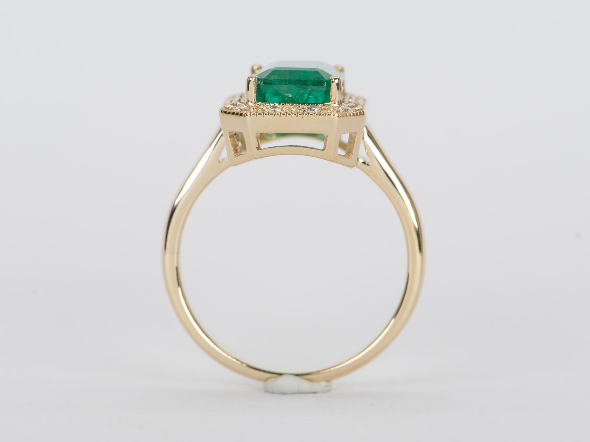 3.31ct Emerald with Diamond Halo 14K Yellow Gold Ring R6359 In New Condition For Sale In Osprey, FL