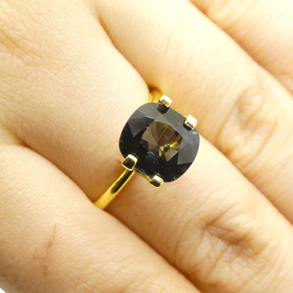 Taglio brillante 3,31ct Spinello blu rettangolare a cuscino dalla Birmania in vendita