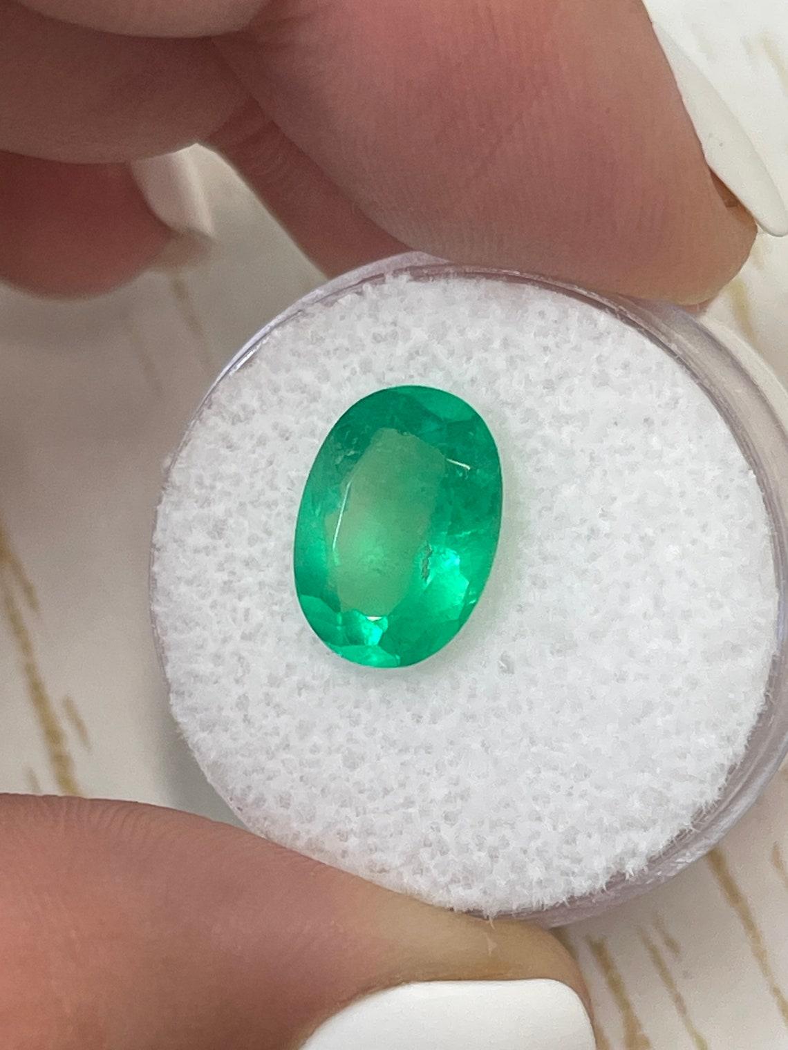 3.32 Carat 12x9 Neon Green Colombian Emerald - Oval Cut  May Birthstone Gem In New Condition For Sale In Jupiter, FL