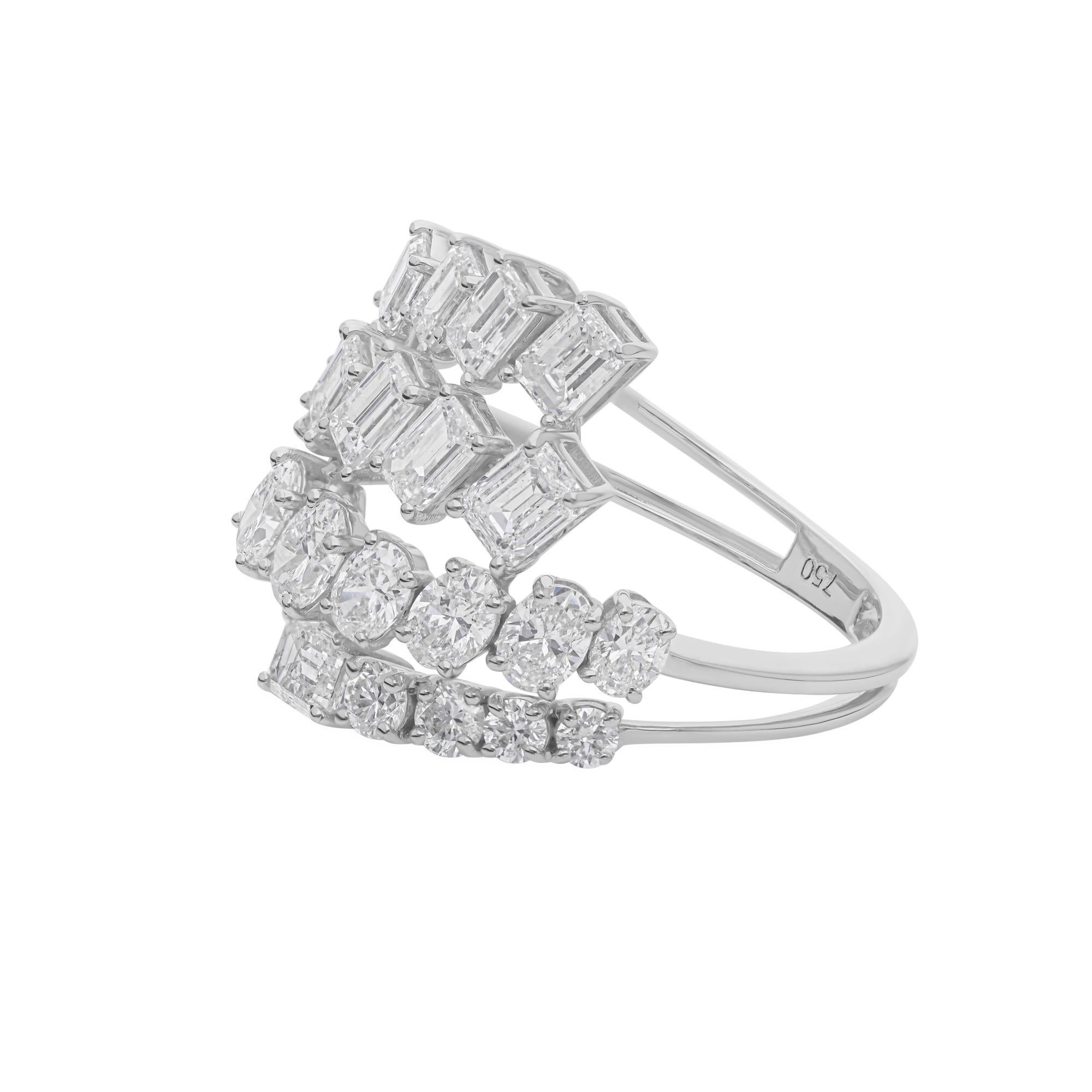 En venta: Anillo de oro blanco de 3,32 quilates con racimo de diamantes multiforma y bypass ancho de varias filas  6