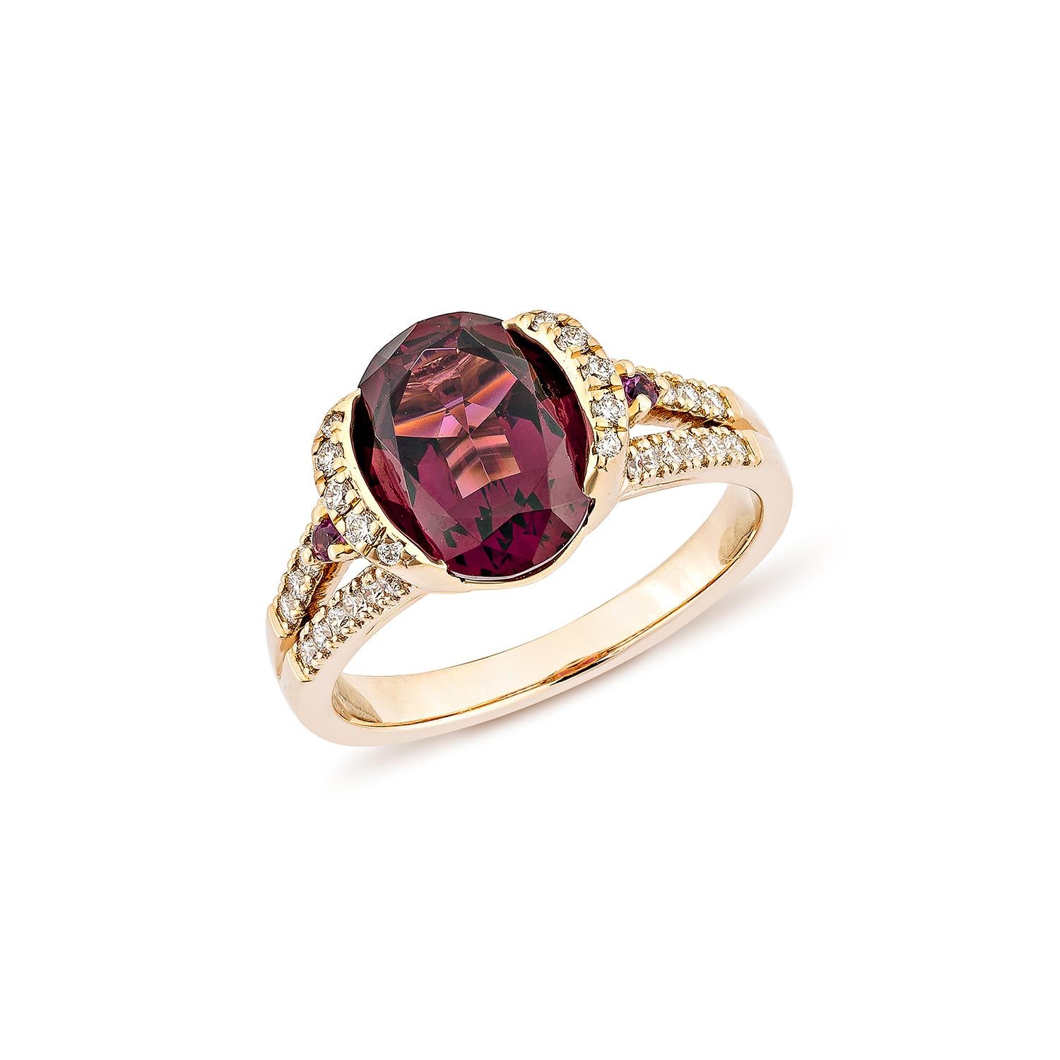 Contemporary Sunita Nahata Rhodolite 3.32ct. Fancy Ring in 18KRG with White Diamond. For Sale