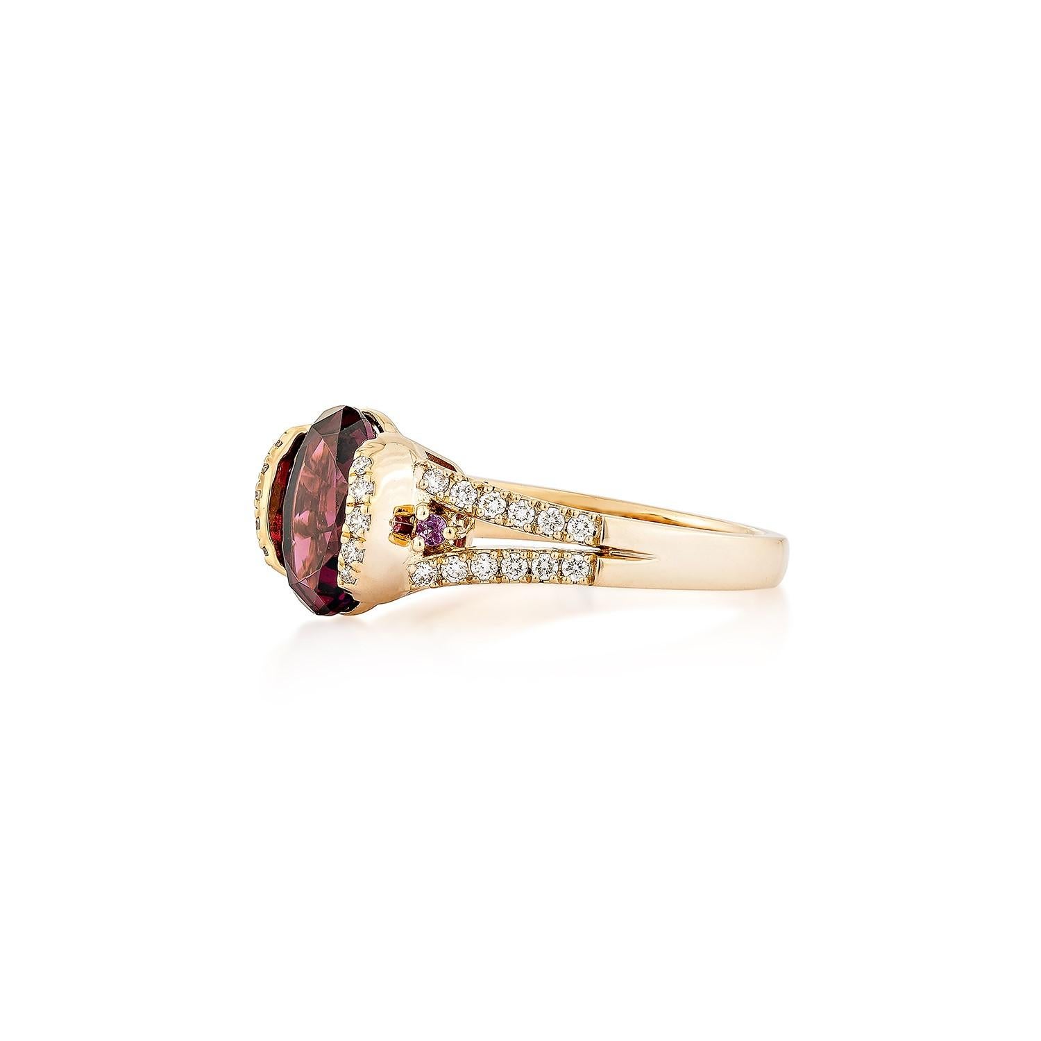 Oval Cut Sunita Nahata Rhodolite 3.32ct. Fancy Ring in 18KRG with White Diamond. For Sale