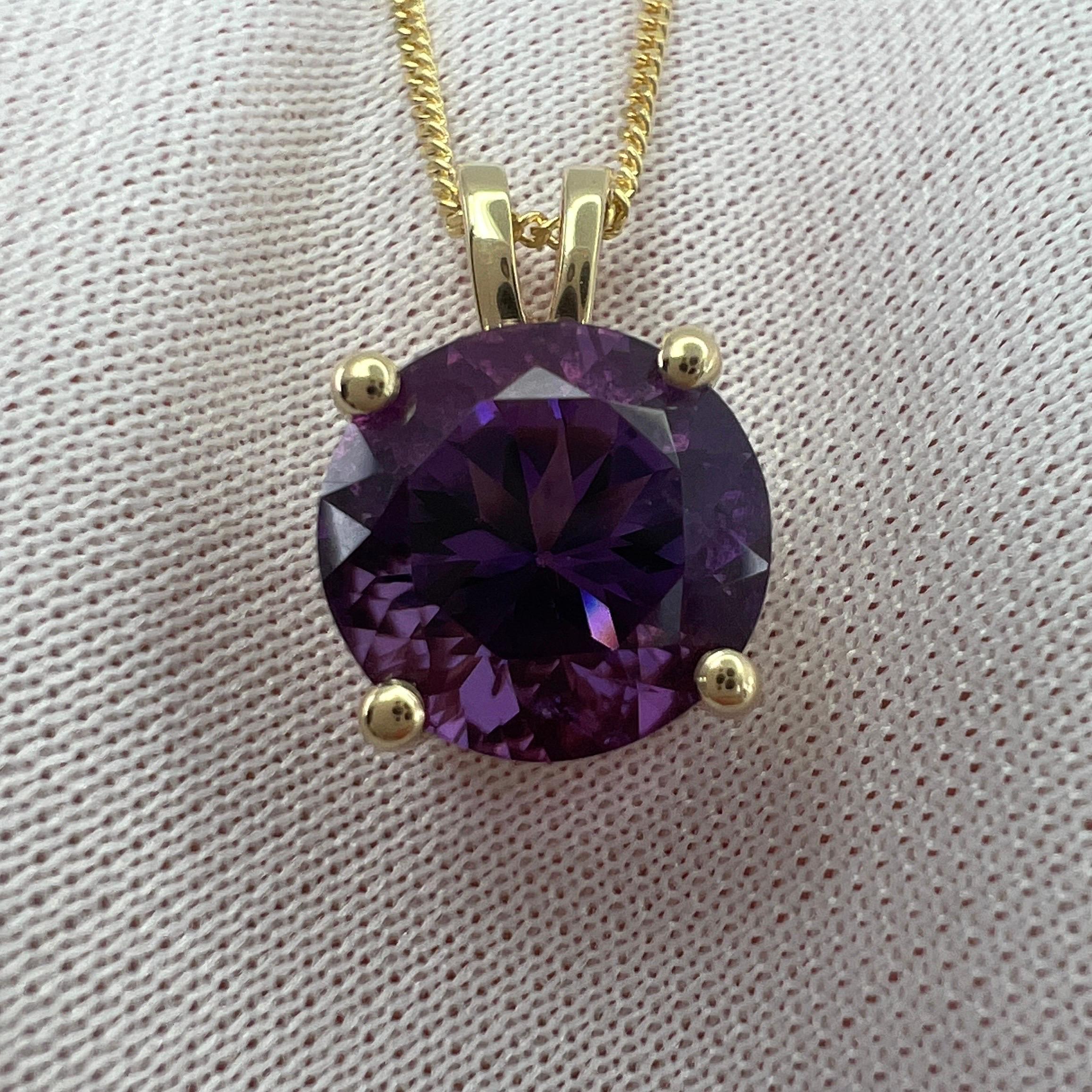 3.32 Carat Vivid Purple Amethyst Round Diamond Cut Yellow Gold Pendant Necklace For Sale 2