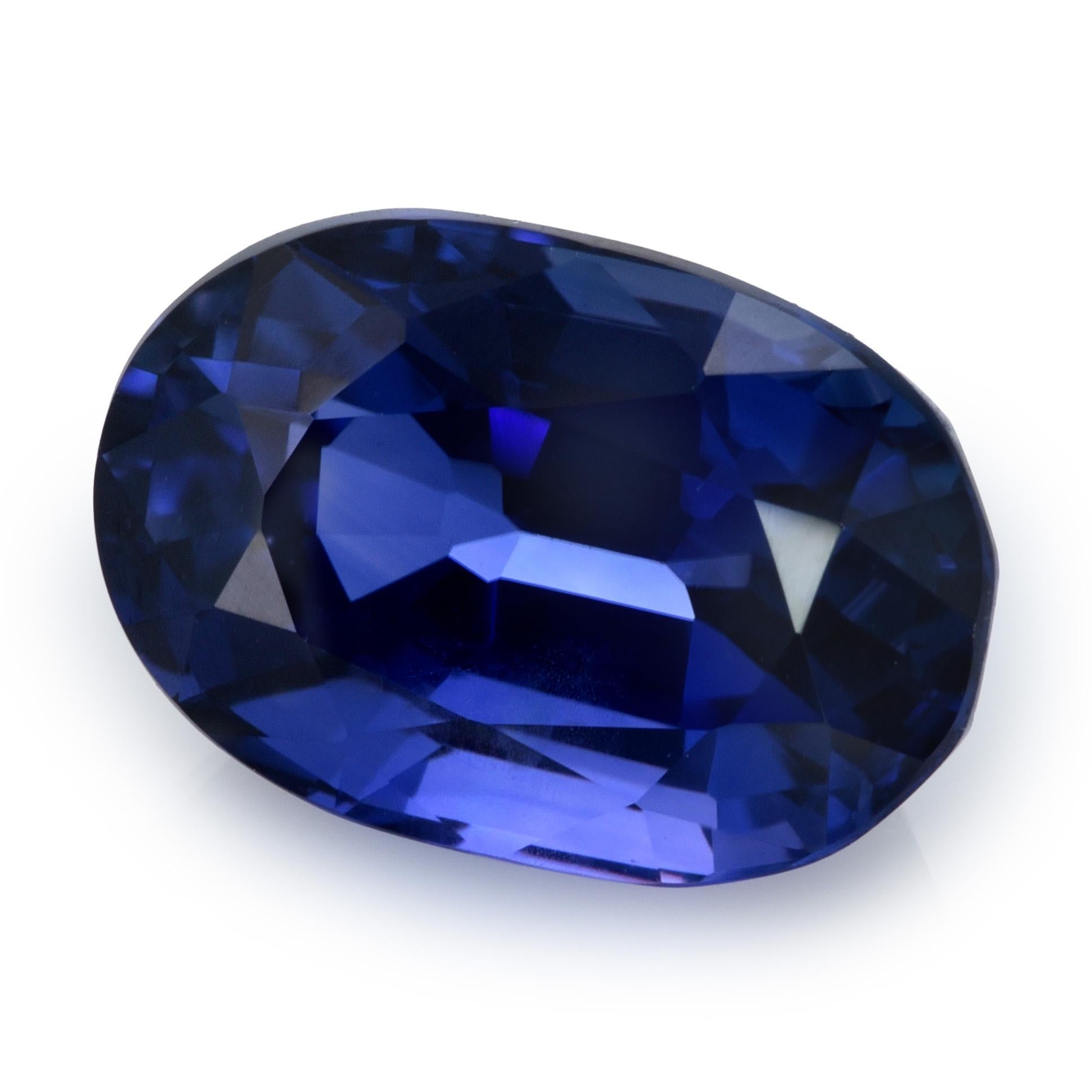Behold a captivating Natural Blue Sapphire weighing 3.32 carats. In an elegant oval shape measuring 10.1 x 6.77 x 5.47 mm, its brilliance is accentuated by the Brilliant/Step cut. The Blue hue, paired with very eye-clean clarity, adds to its allure.