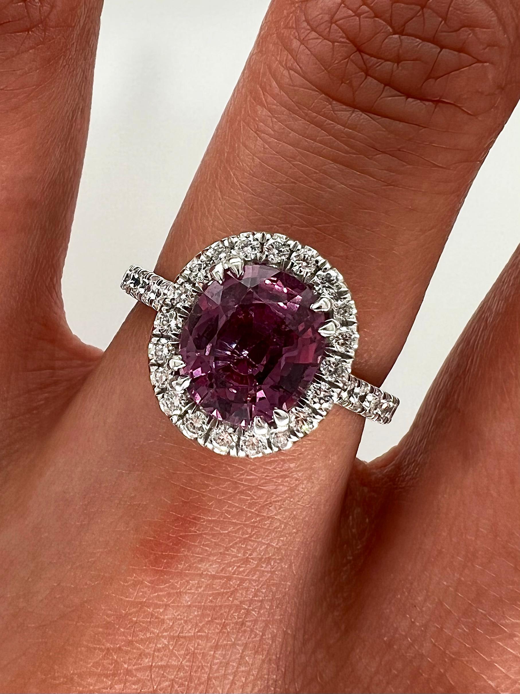 Women's or Men's 3.32 Total Carat Pink Sapphire and Diamond Halo Ladies Ring GIA For Sale