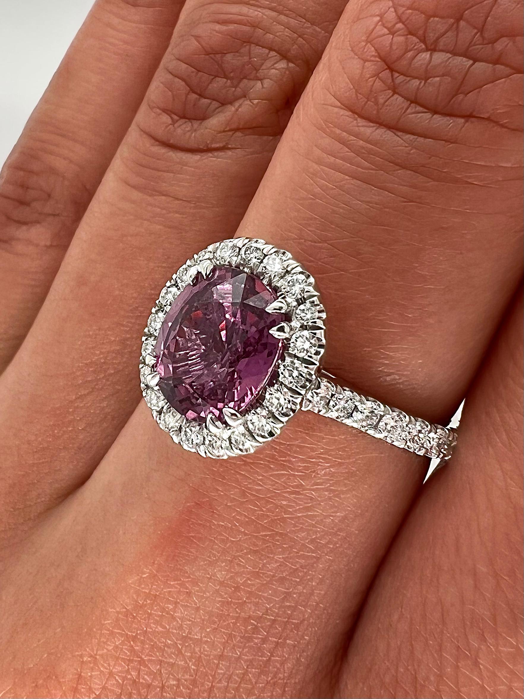 3.32 Total Carat Pink Sapphire and Diamond Halo Ladies Ring GIA For Sale 1