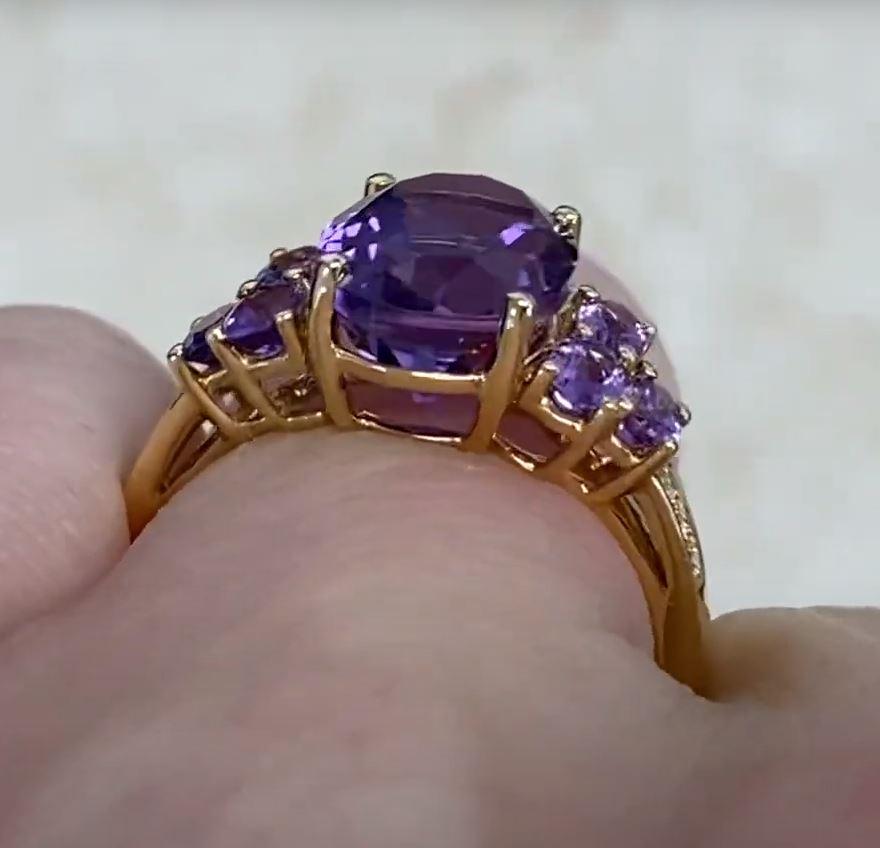 3.32ct Oval Cut Amethyst Cocktail Ring, 18k Yellow Gold  For Sale 4