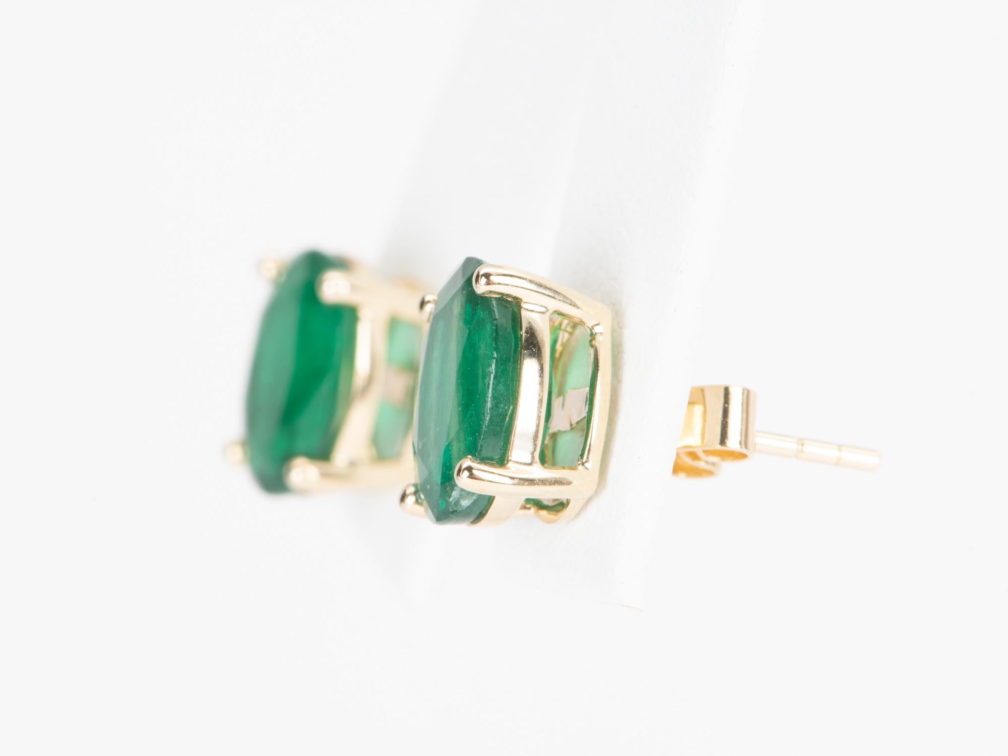 Oval Cut 3.32ct Rich Green Oval Emerald Stud Earrings 14K Gold Earring Ear Studs R3140 For Sale