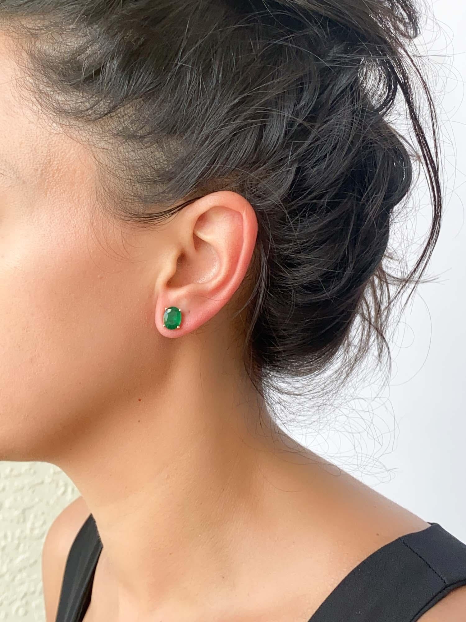 3.32ct Rich Green Oval Emerald Stud Earrings 14K Gold Earring Ear Studs R3140 For Sale 3