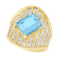 Bague cocktail en or jaune avec aigue-marine de 3,33 carats et diamants de 1,55 carat
